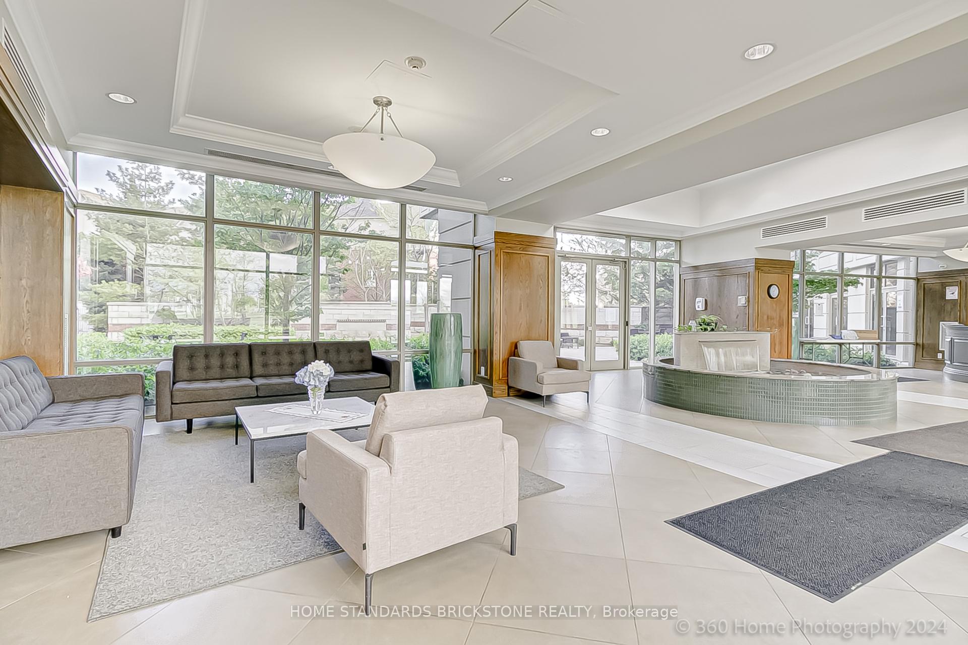 Photo 4 of Unit 702, 2391 Central Park Drive, Oakville, River Oaks — HOMEH