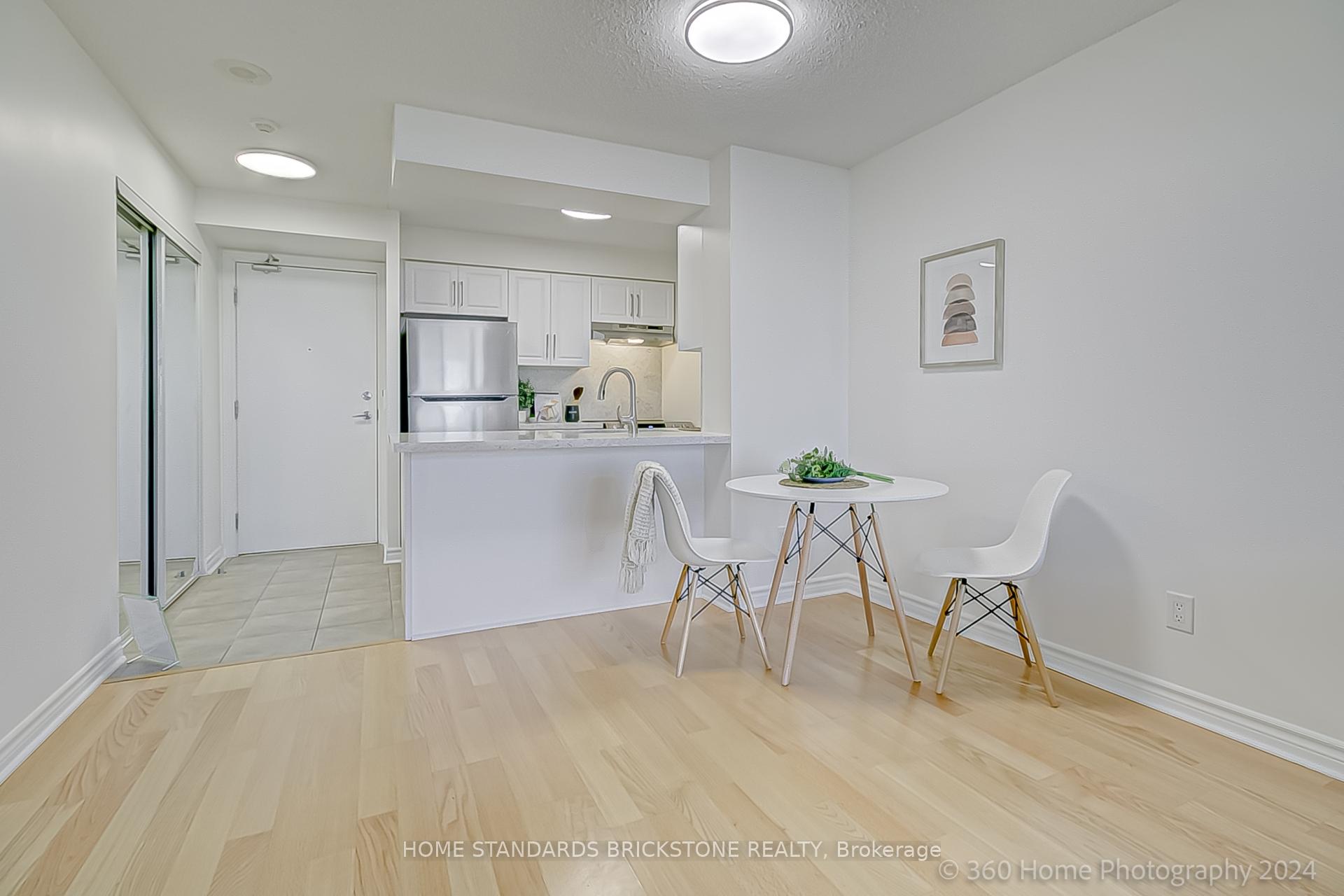 Photo 8 of Unit 702, 2391 Central Park Drive, Oakville, River Oaks — HOMEH