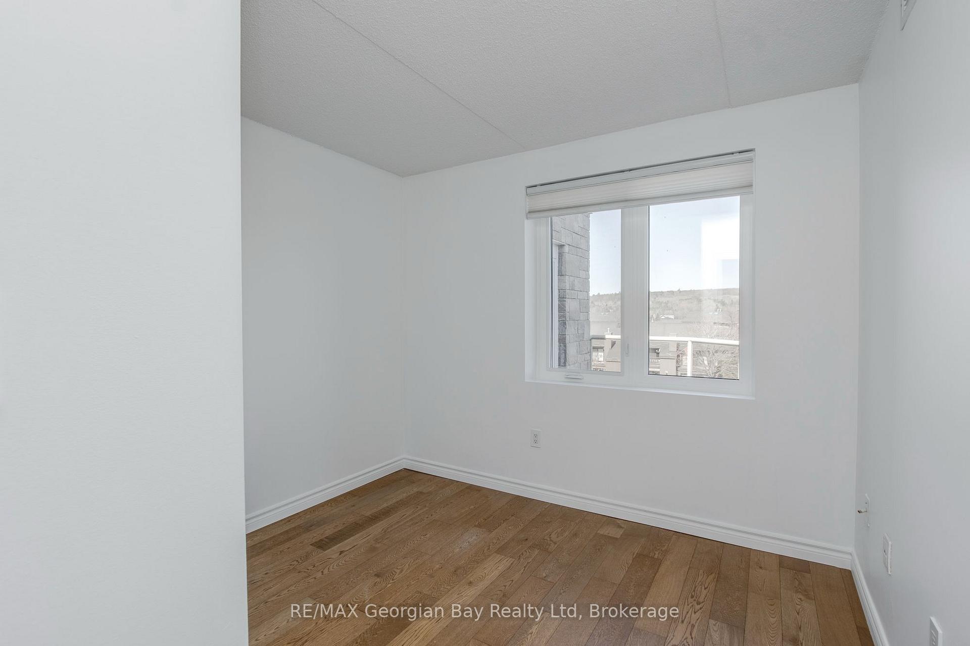 Photo 9 of Unit 404, 11 Beck Boulevard, Penetanguishene — HOMEH