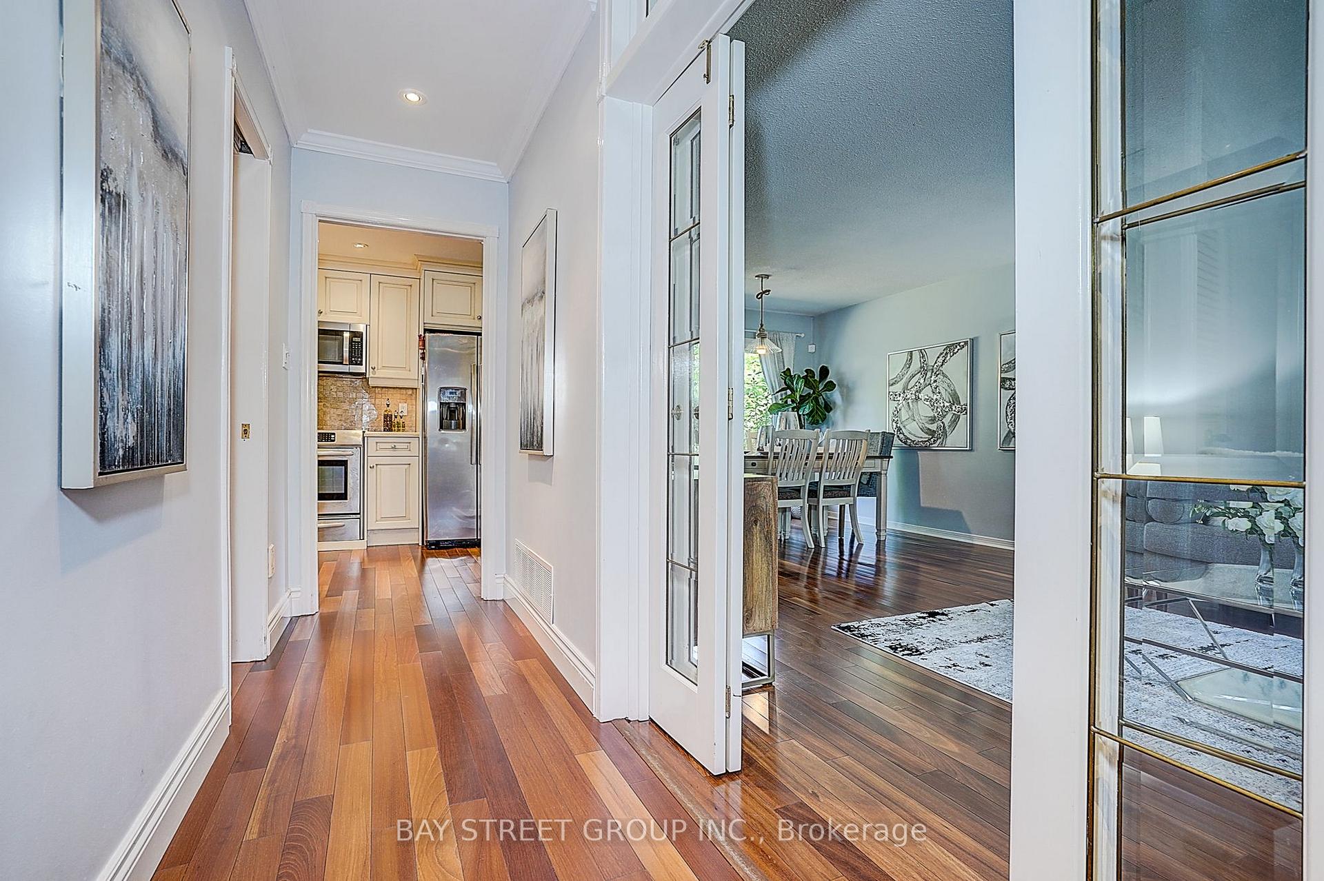 Photo 6 of 6 Caravan Drive, North York, Banbury-Don Mills — HOMEH