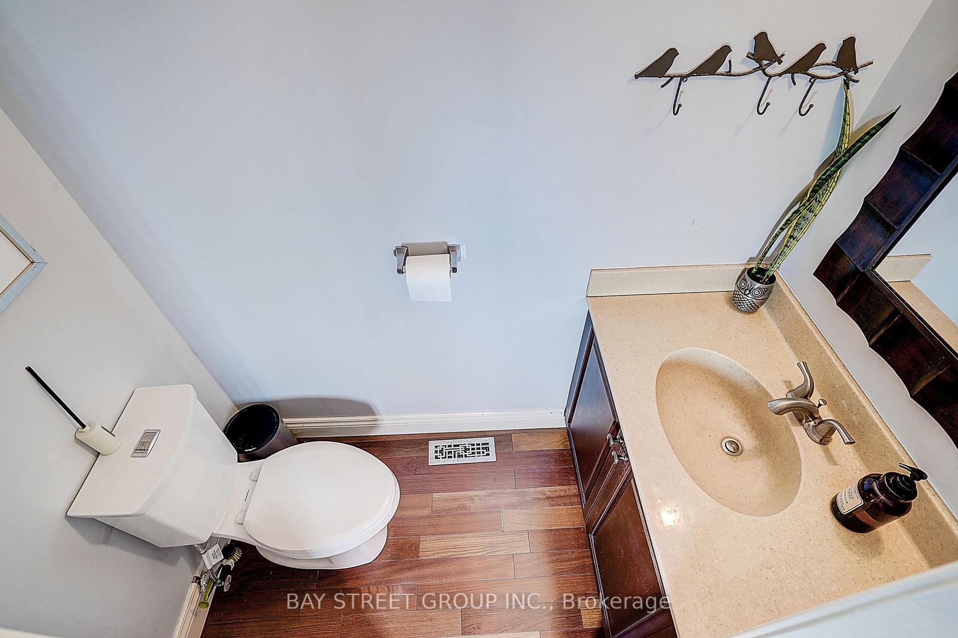 Photo 27 of 6 Caravan Drive, North York, Banbury-Don Mills — HOMEH