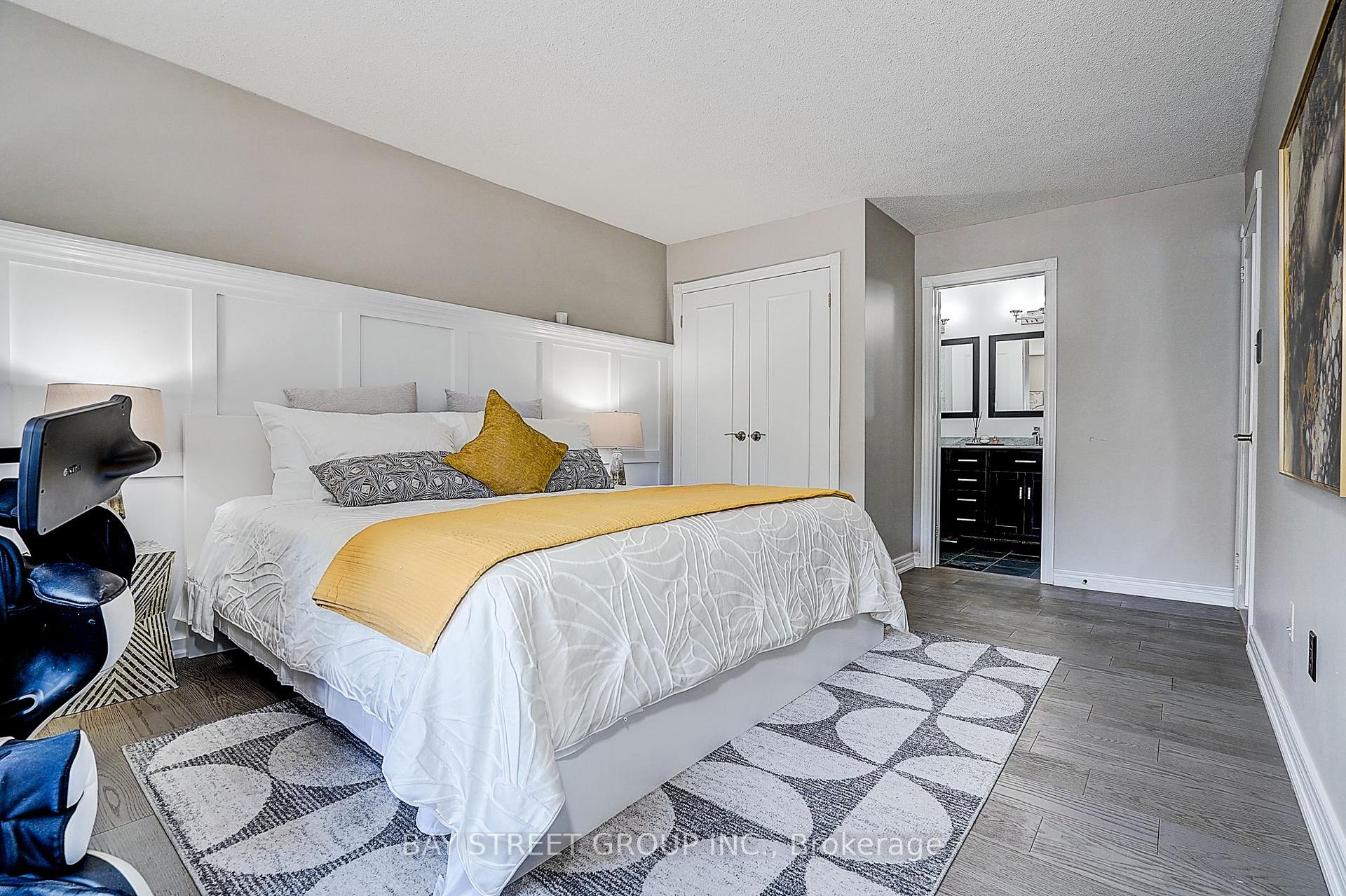 Photo 29 of 6 Caravan Drive, North York, Banbury-Don Mills — HOMEH