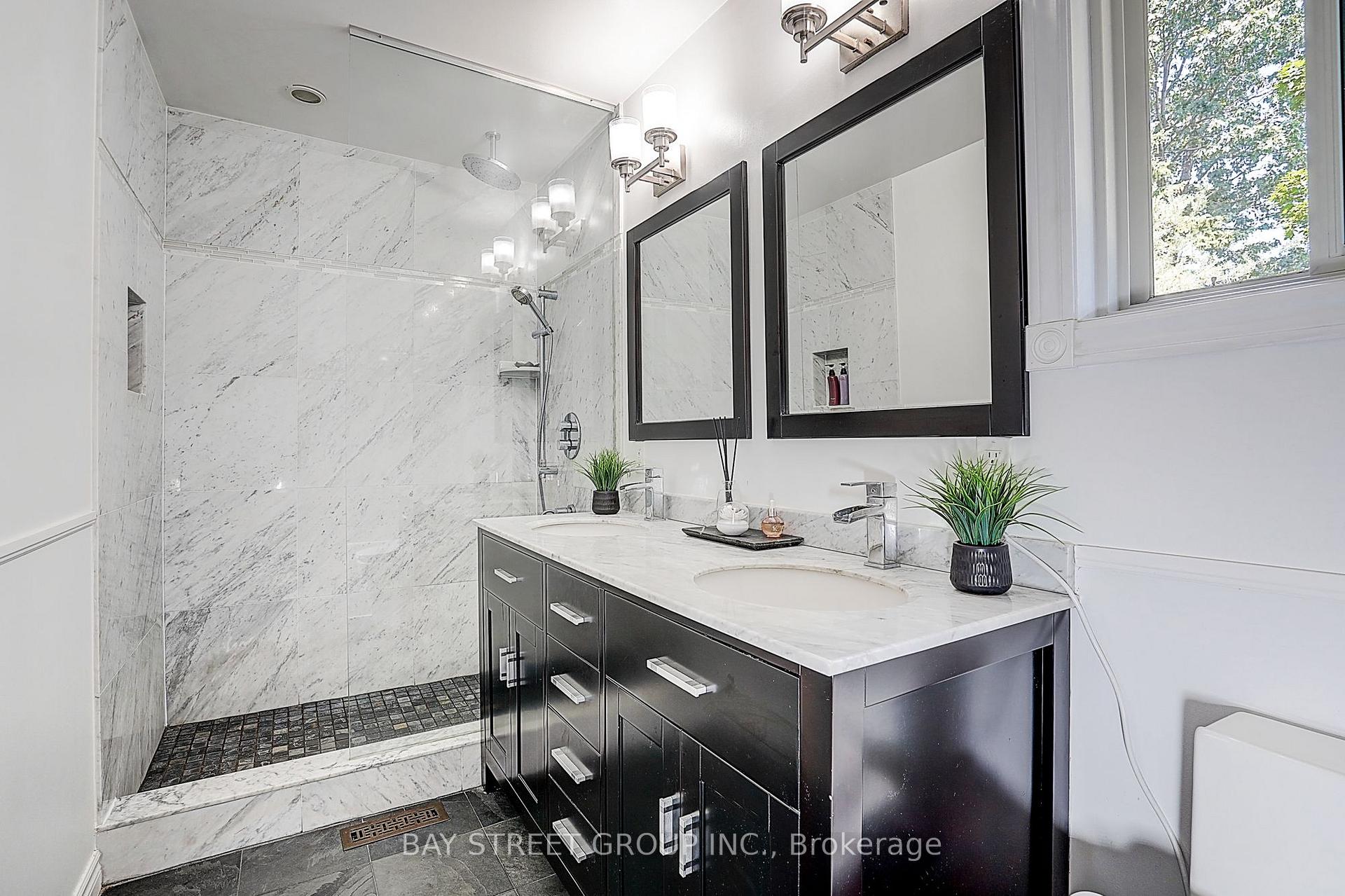 Photo 30 of 6 Caravan Drive, North York, Banbury-Don Mills — HOMEH