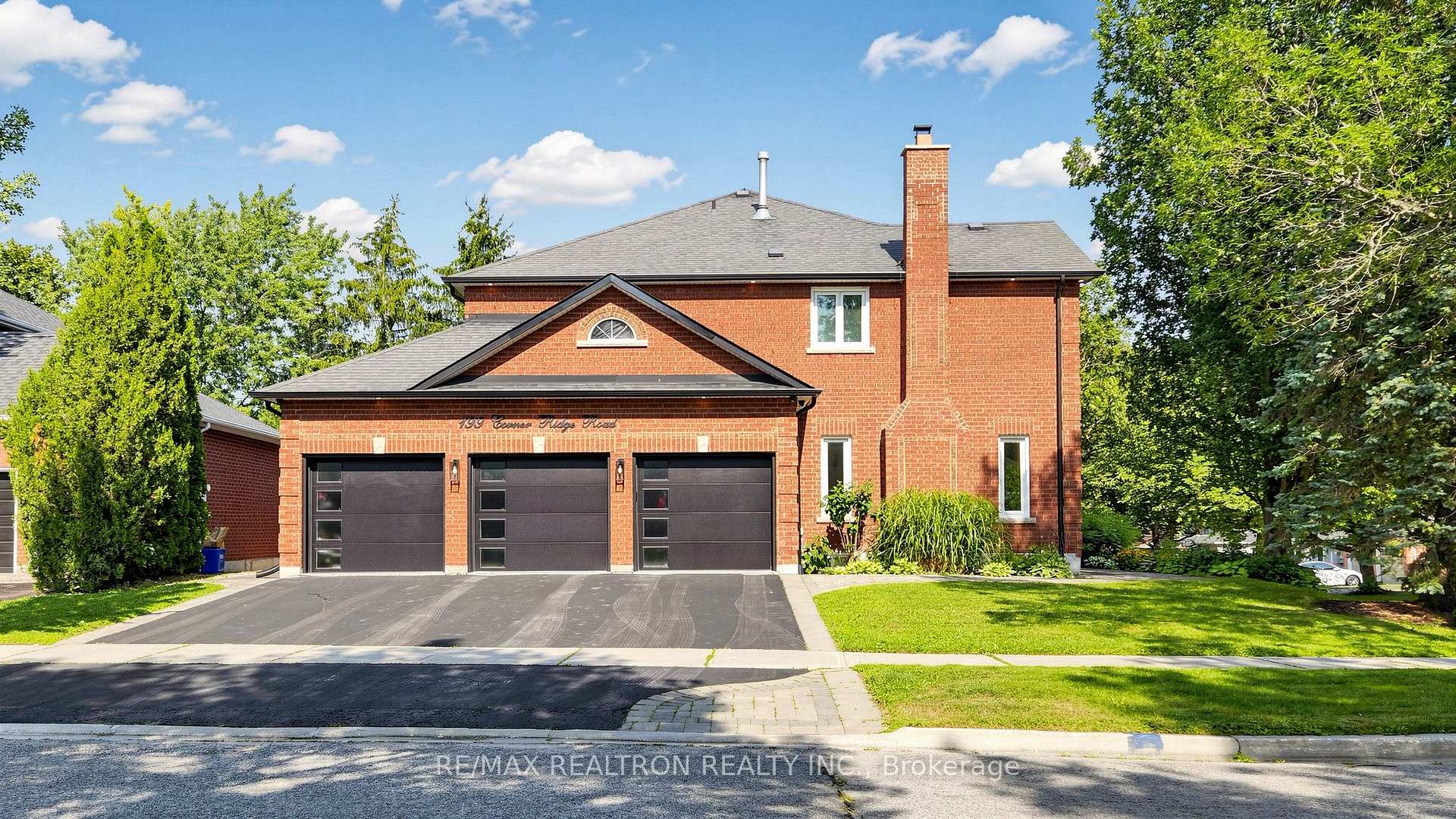Photo 2 of 199 Corner Ridge Road, Aurora, Aurora Highlands — HOMEH