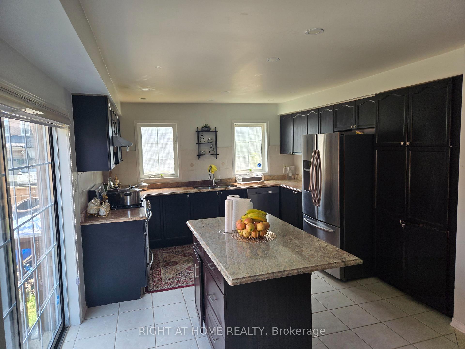 Photo 6 of 3 Wainwright Drive, Ajax, Northwest Ajax — HOMEH
