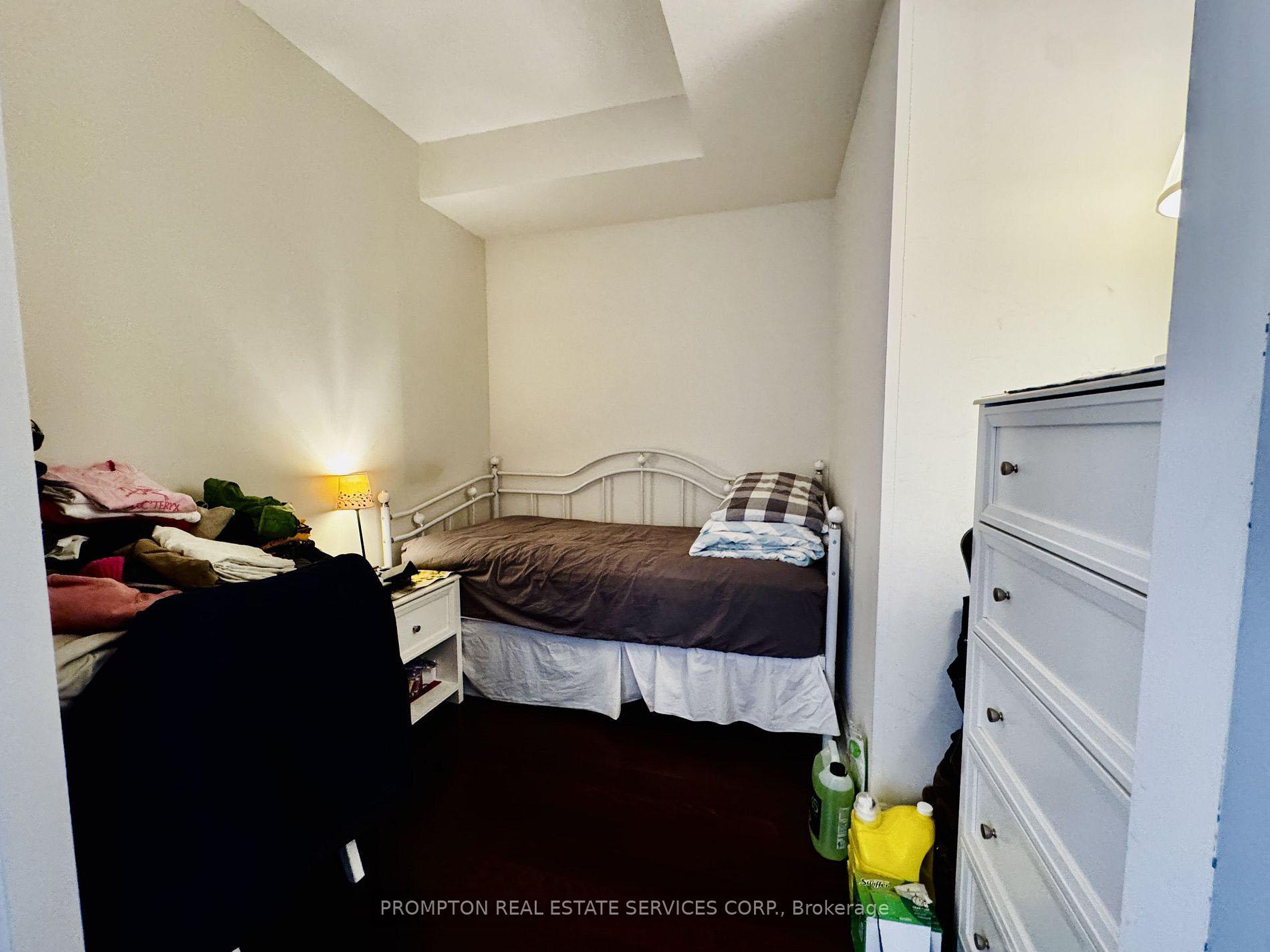 Photo 8 of Unit 503, 111 Upper Duke Crescent, Markham, Unionville — HOMEH