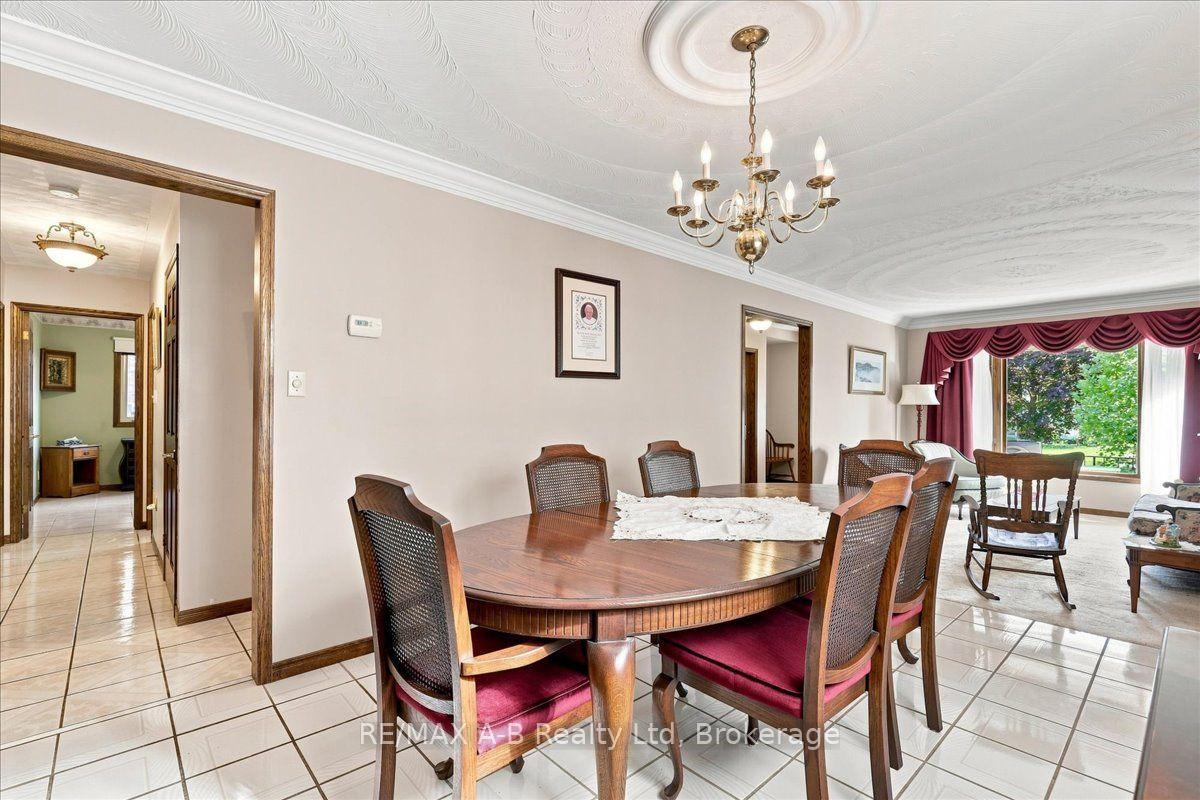 Photo 10 of 33 Demille Street, Stratford — HOMEH