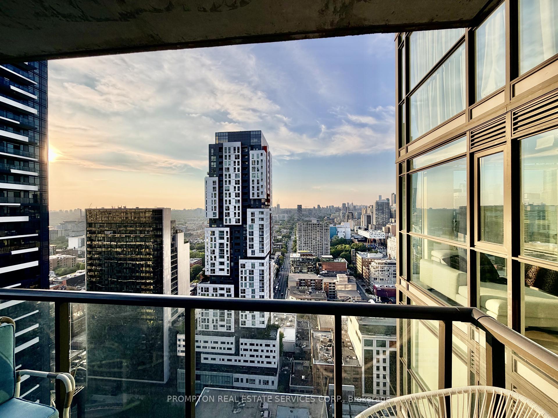 Photo 26 of Unit 3004, 290 Adelaide Street W, Toronto, Waterfront Communities — HOMEH