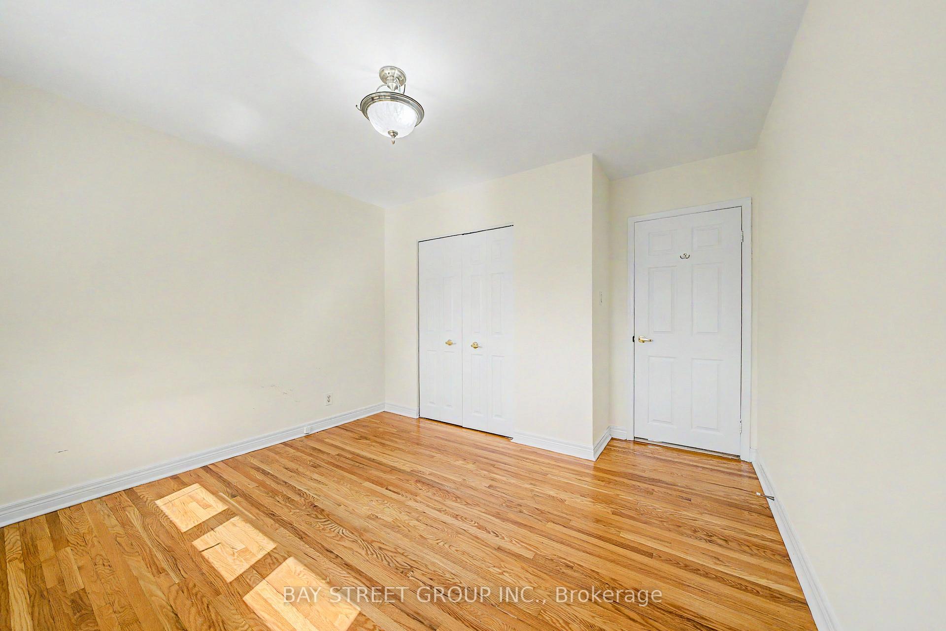 Photo 23 of 32 Alanadale Avenue, Markham, Bullock — HOMEH