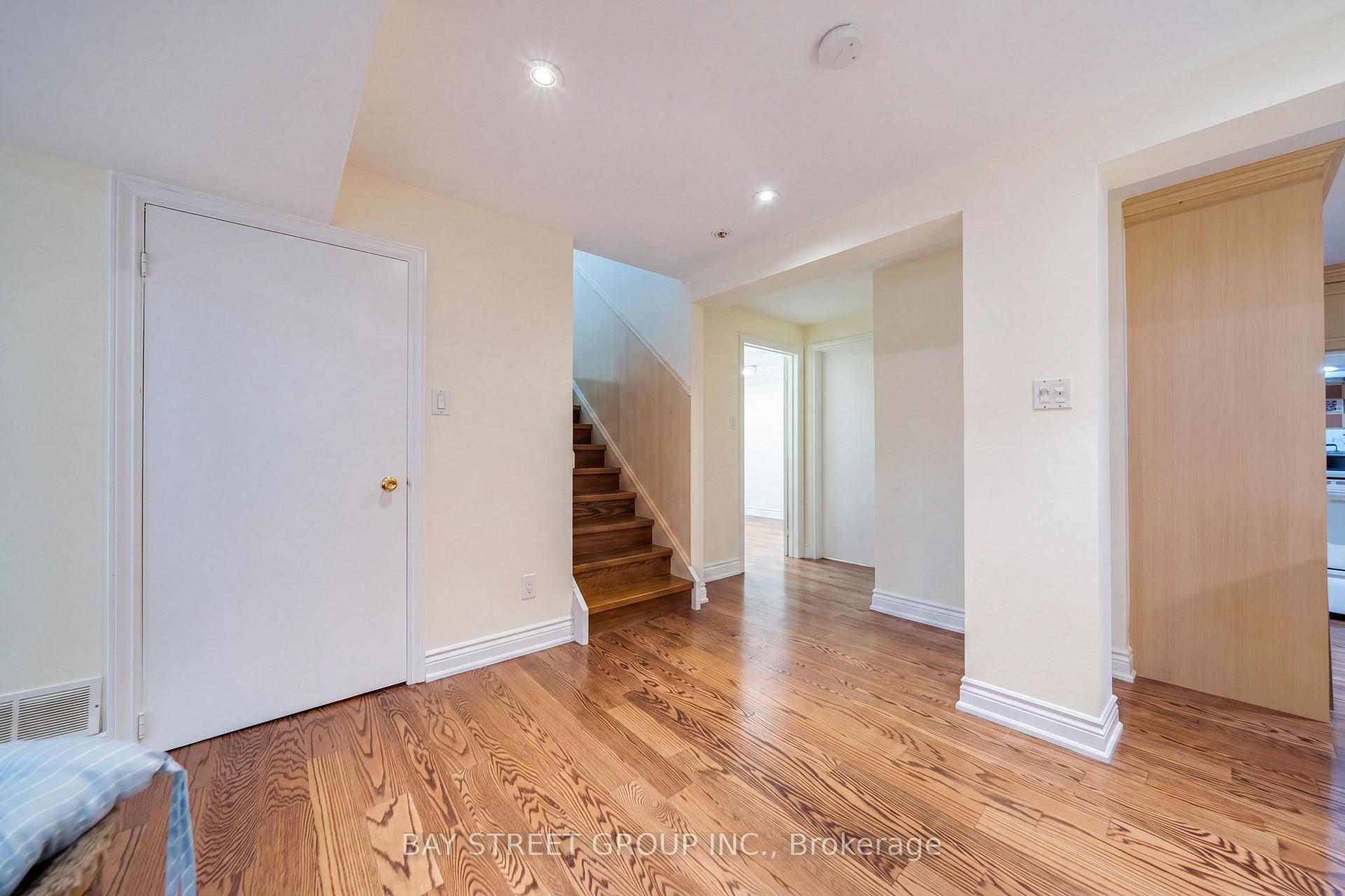 Photo 24 of 32 Alanadale Avenue, Markham, Bullock — HOMEH