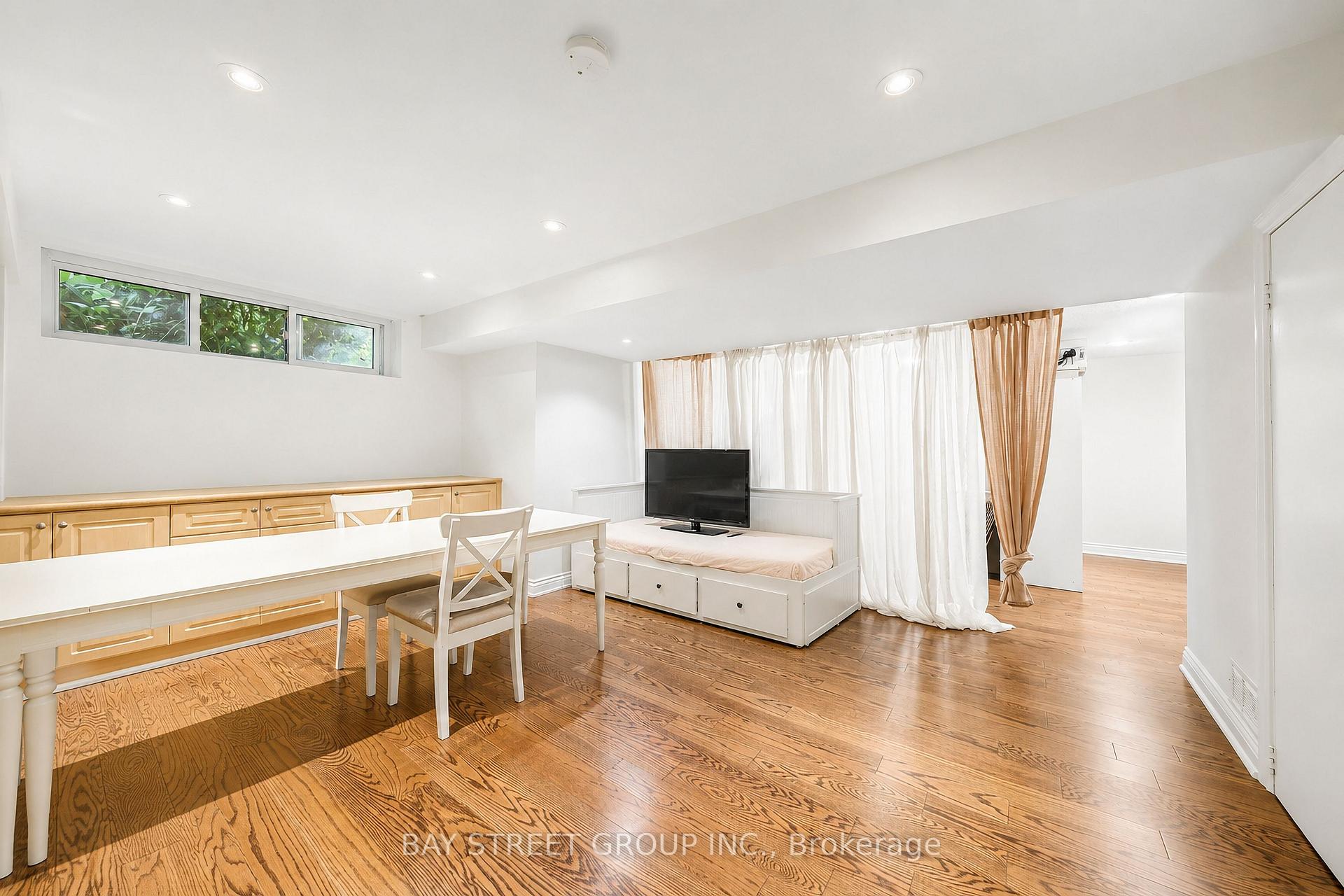 Photo 30 of 32 Alanadale Avenue, Markham, Bullock — HOMEH