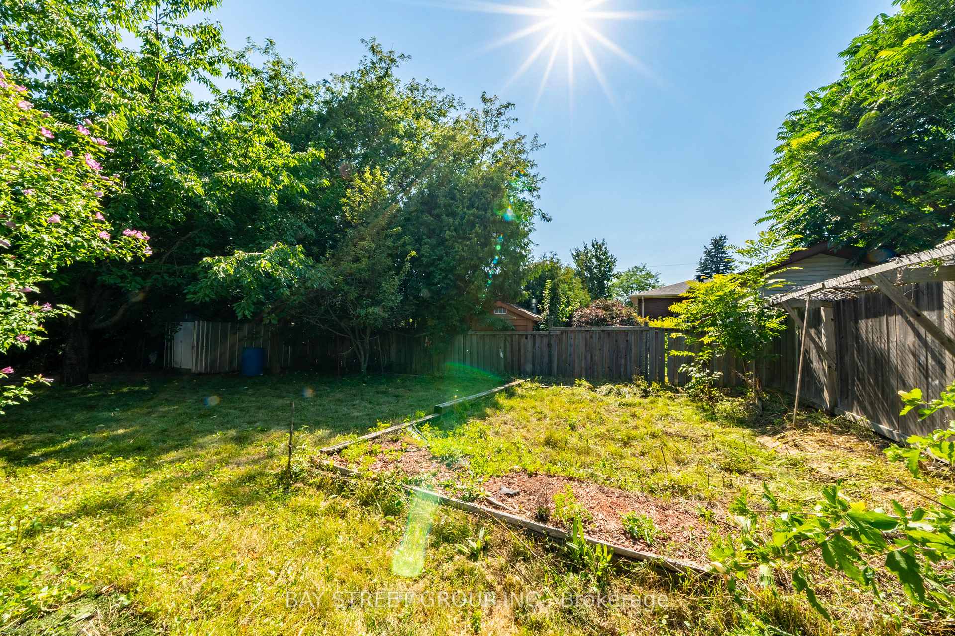 Photo 42 of 32 Alanadale Avenue, Markham, Bullock — HOMEH