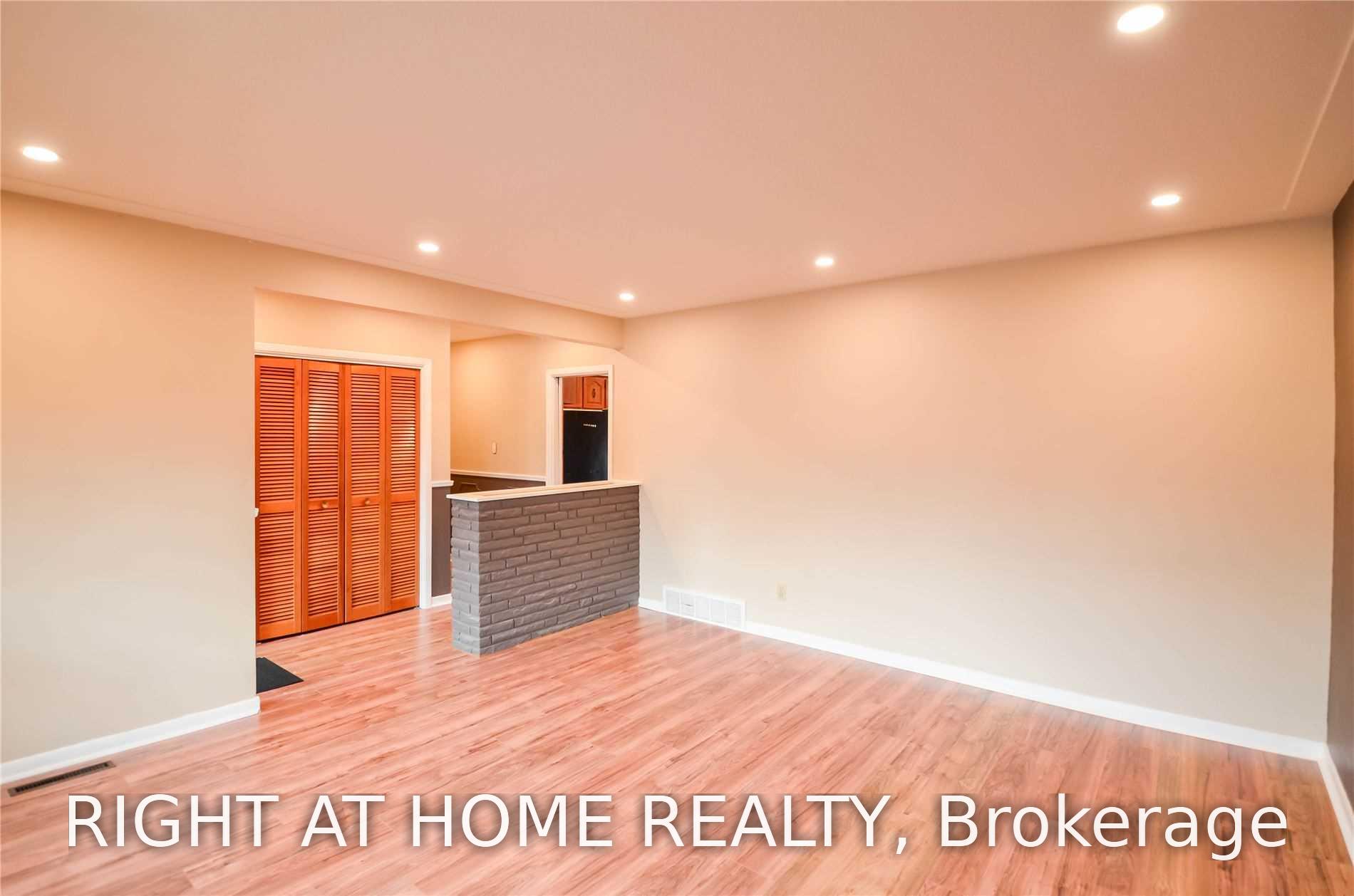 Photo 2 of 915 Athol Street, Whitby, Downtown Whitby — HOMEH