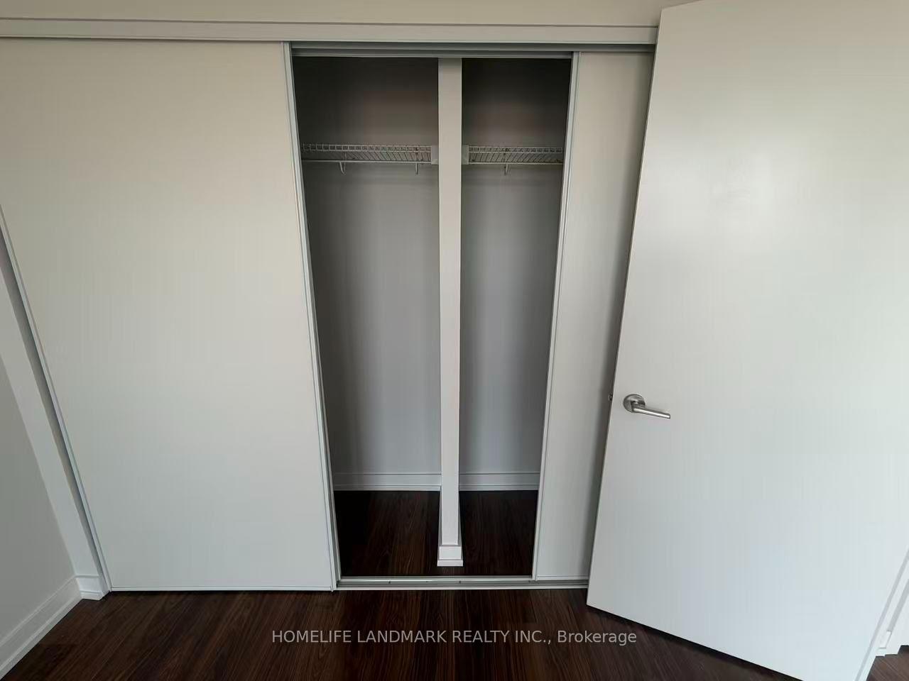 Photo 7 of Unit 801, 117 Mcmahon Drive, North York, Bayview Village — HOMEH