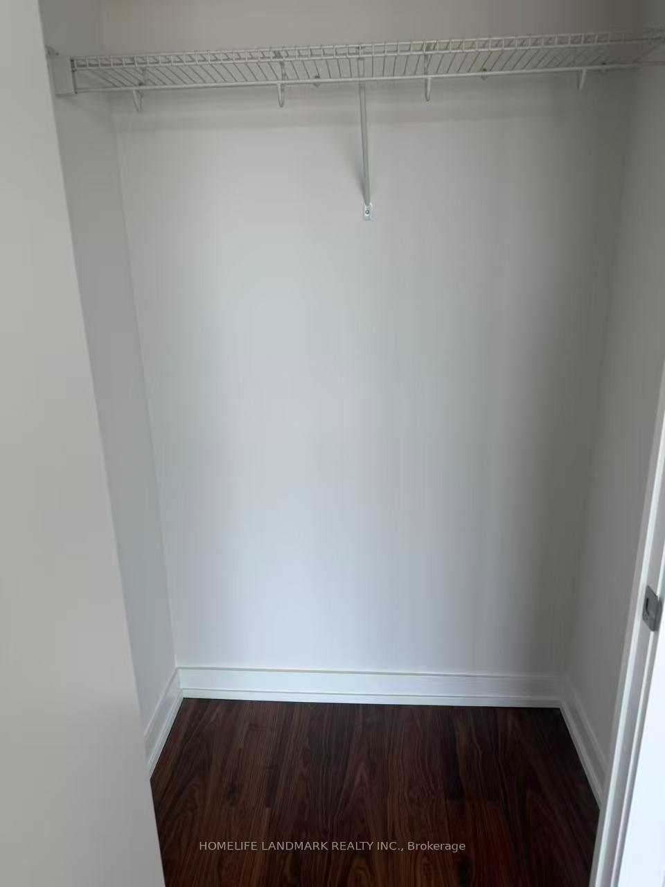 Photo 8 of Unit 801, 117 Mcmahon Drive, North York, Bayview Village — HOMEH