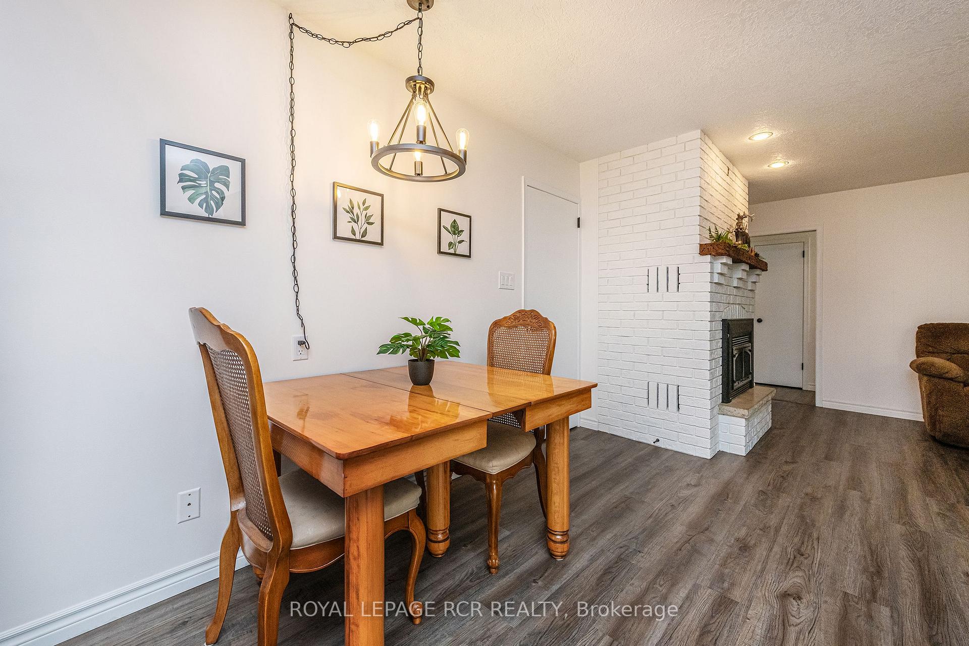 Photo 10 of 1026 Queens Bush Road, Wellesley — HOMEH
