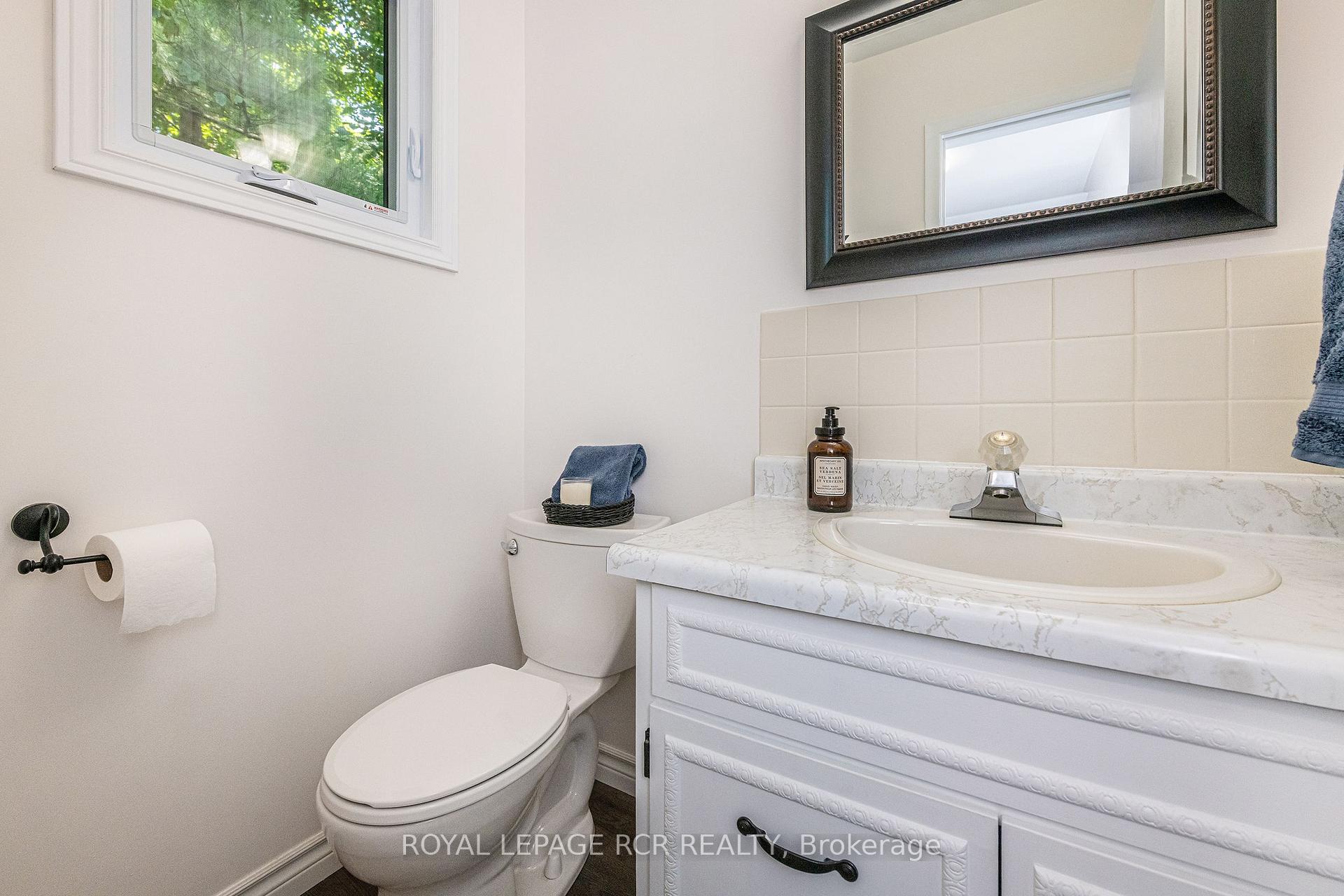 Photo 17 of 1026 Queens Bush Road, Wellesley — HOMEH