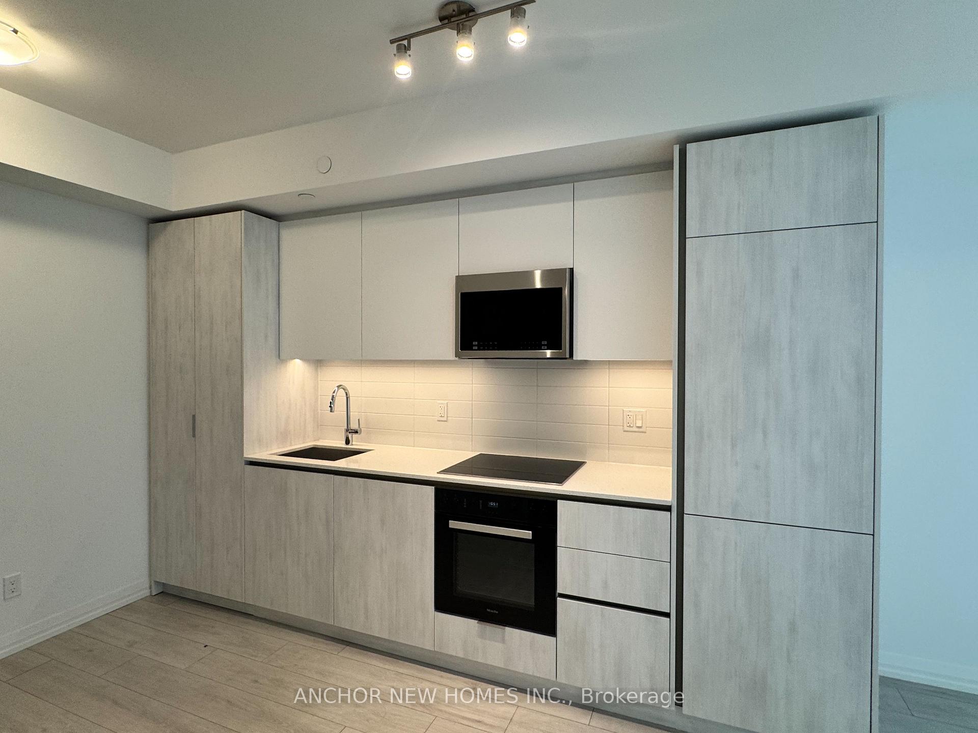 Photo 3 of Unit 2019, 400 King Street W, Toronto, Waterfront Communities — HOMEH