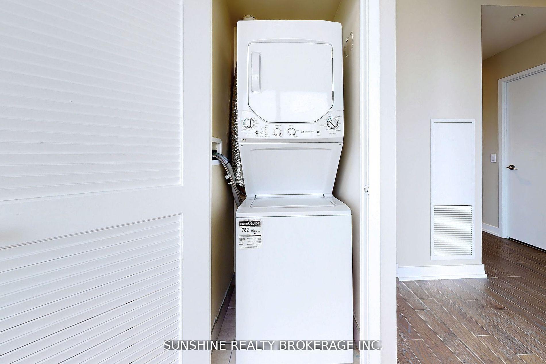 Photo 13 of Unit 2402, 25 Richmond Street E, Toronto, Church-Yonge Corridor — HOMEH