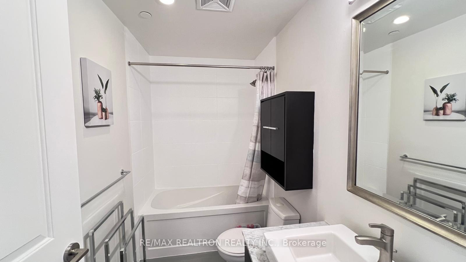 Photo 12 of Unit 2107, 1 The Esplanade Drive, Toronto, Waterfront Communities — HOMEH