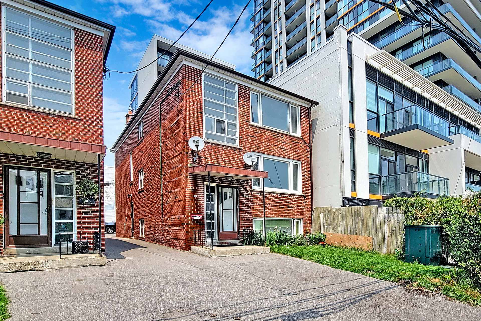 Photo 3 of 80 Lanark Avenue, Toronto, Oakwood Village — HOMEH