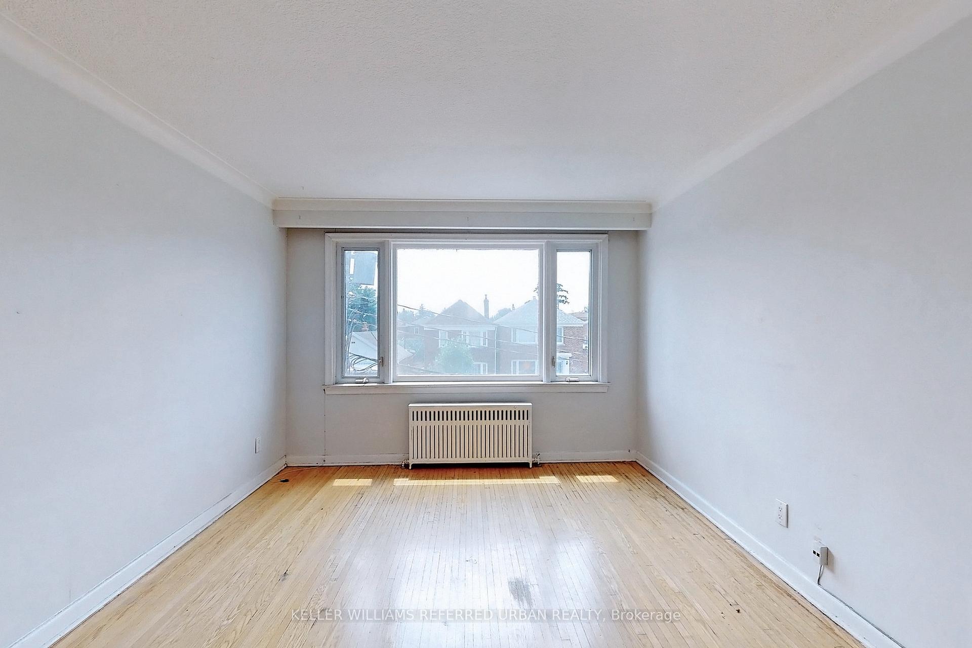 Photo 5 of 80 Lanark Avenue, Toronto, Oakwood Village — HOMEH