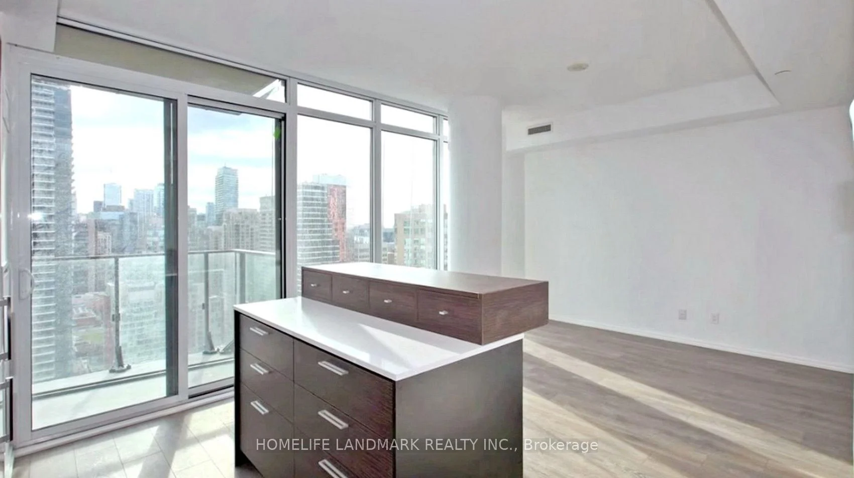 Photo 15 of Unit 3303, 75 St Nicholas Street, Toronto, Bay Street Corridor — HOMEH