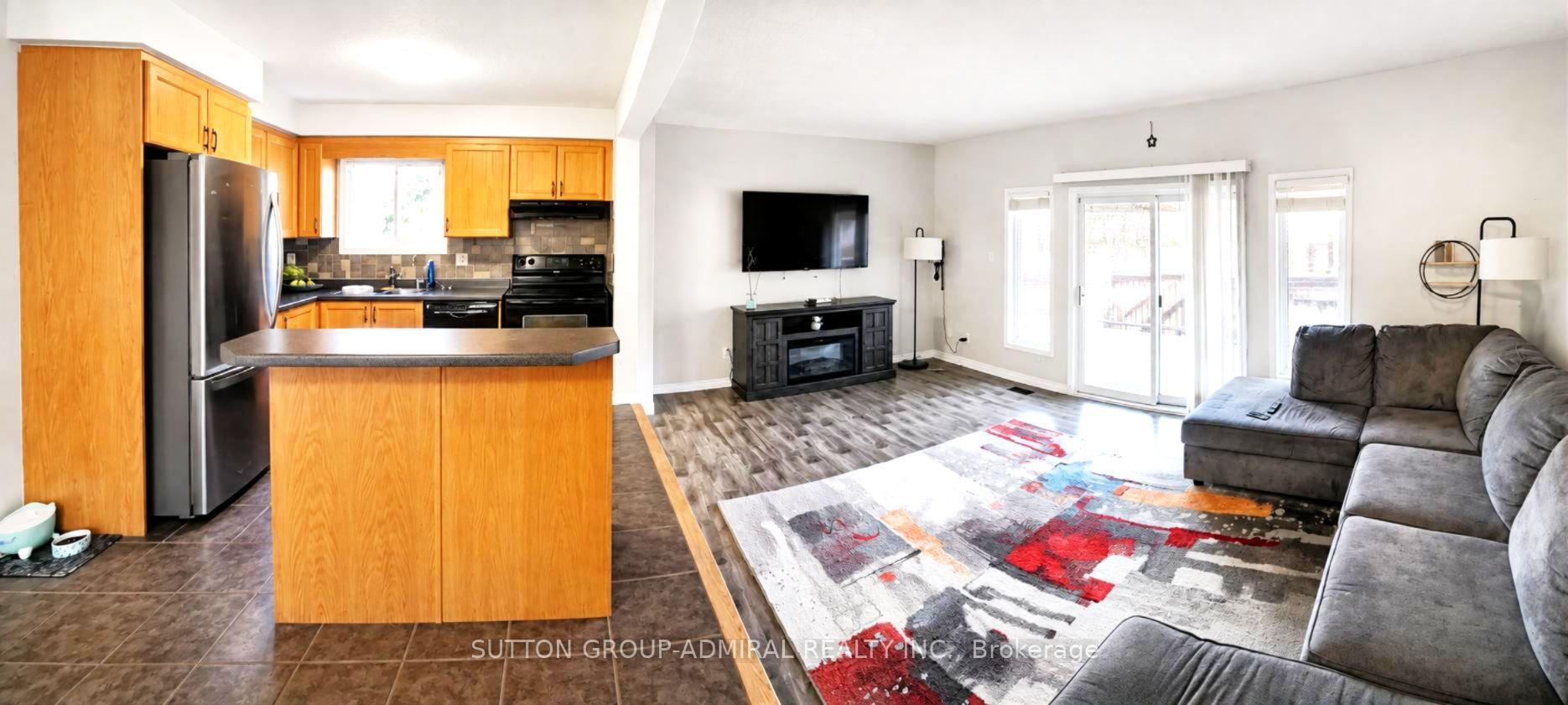 Photo 6 of 115 Peach Blossom Crescent, Kitchener, Larentian West — HOMEH