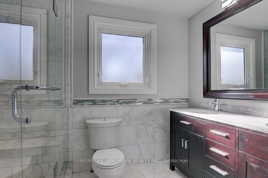 Photo 12 of 210 Valleyview Court, Oakville, Southwest — HOMEH