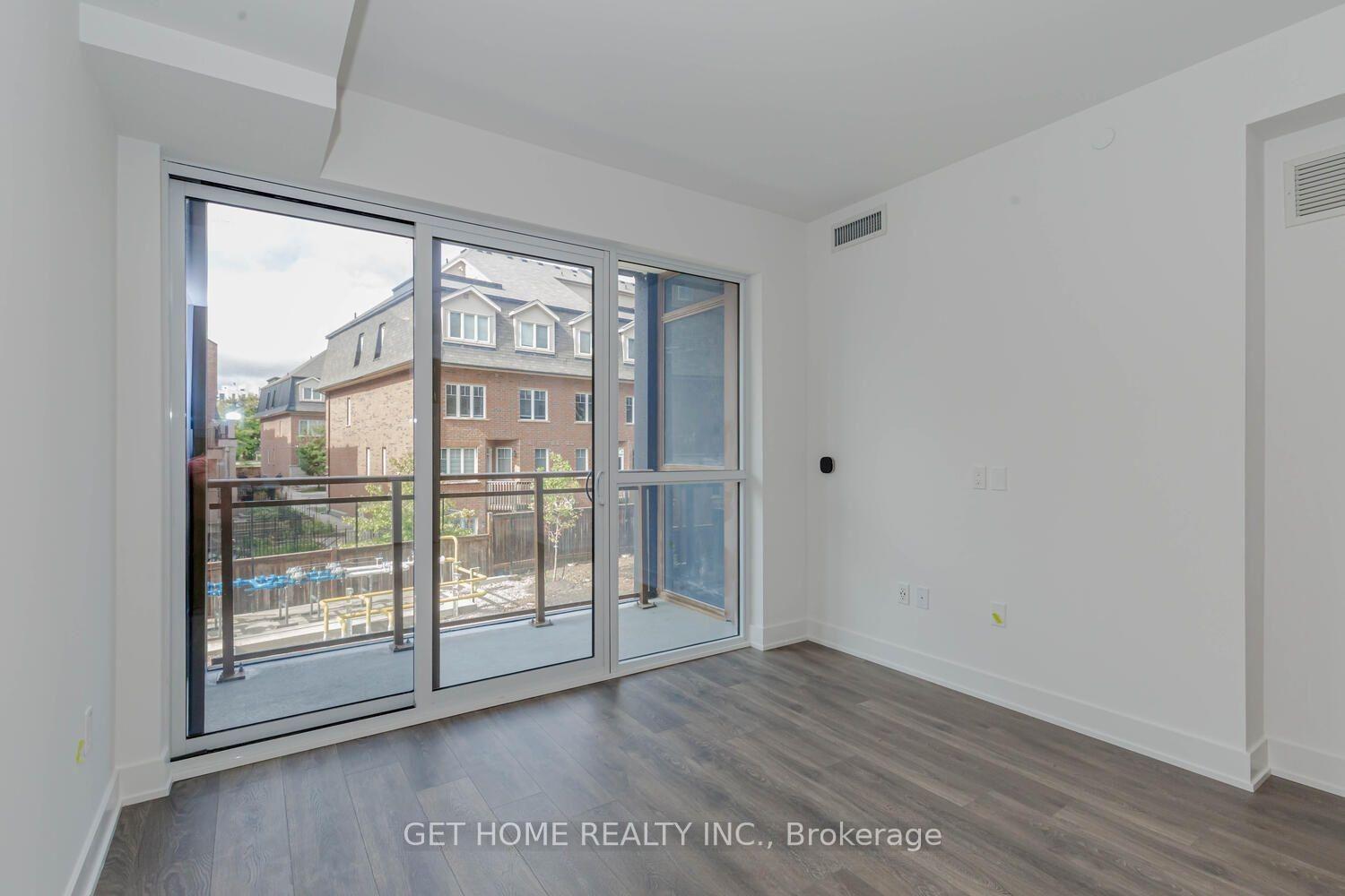 Photo 2 of Unit 209, 2343 Khalsa Gate, Oakville, Westmount — HOMEH