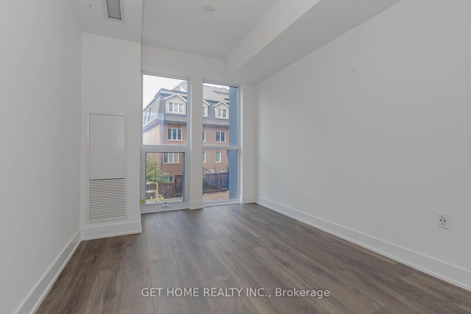 Photo 8 of Unit 209, 2343 Khalsa Gate, Oakville, Westmount — HOMEH