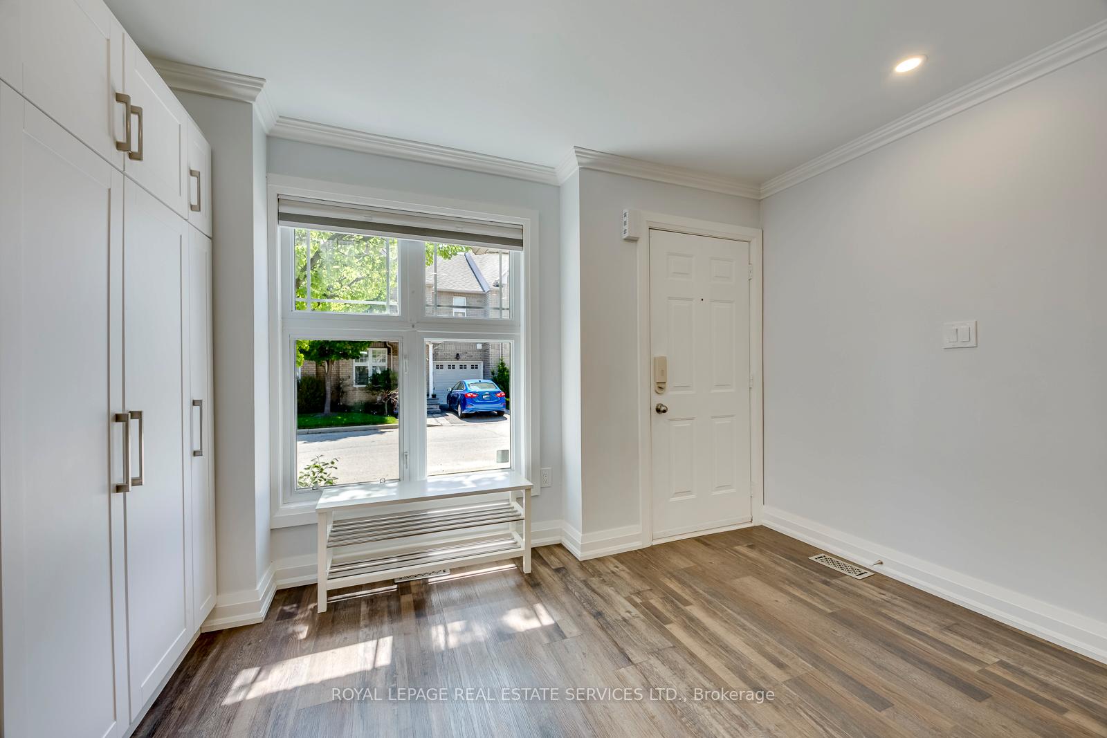 Photo 11 of Unit 15, 2189 Postmaster Drive, Oakville, Westmount — HOMEH