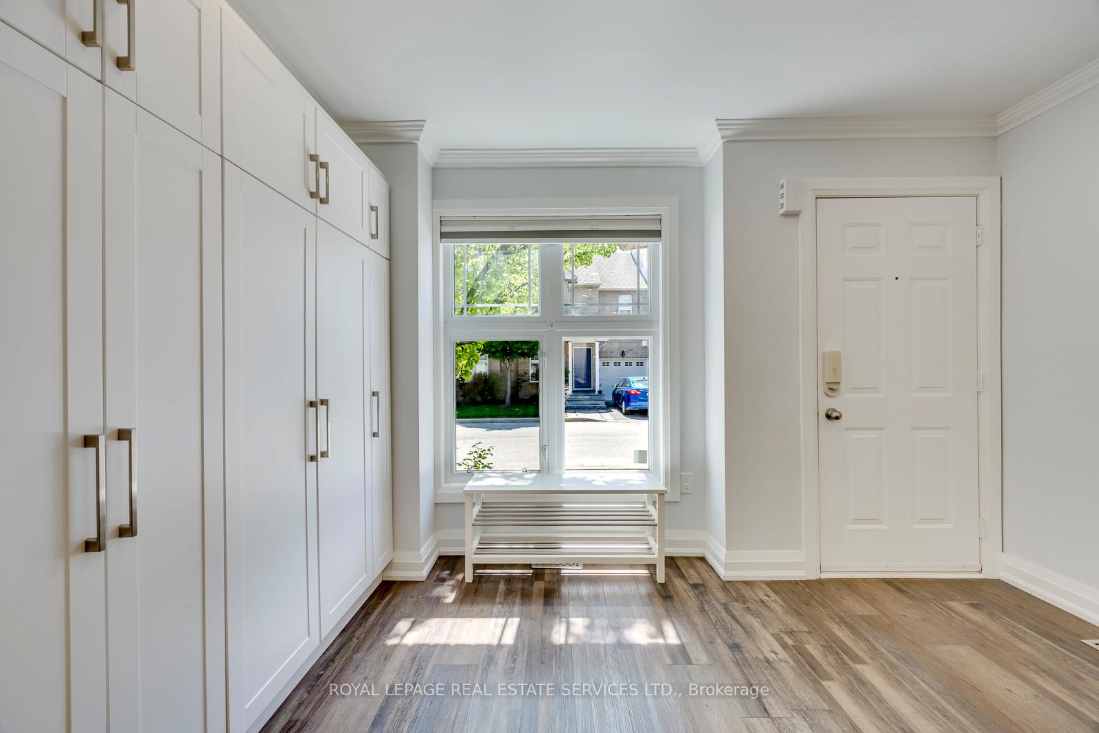 Photo 12 of Unit 15, 2189 Postmaster Drive, Oakville, Westmount — HOMEH