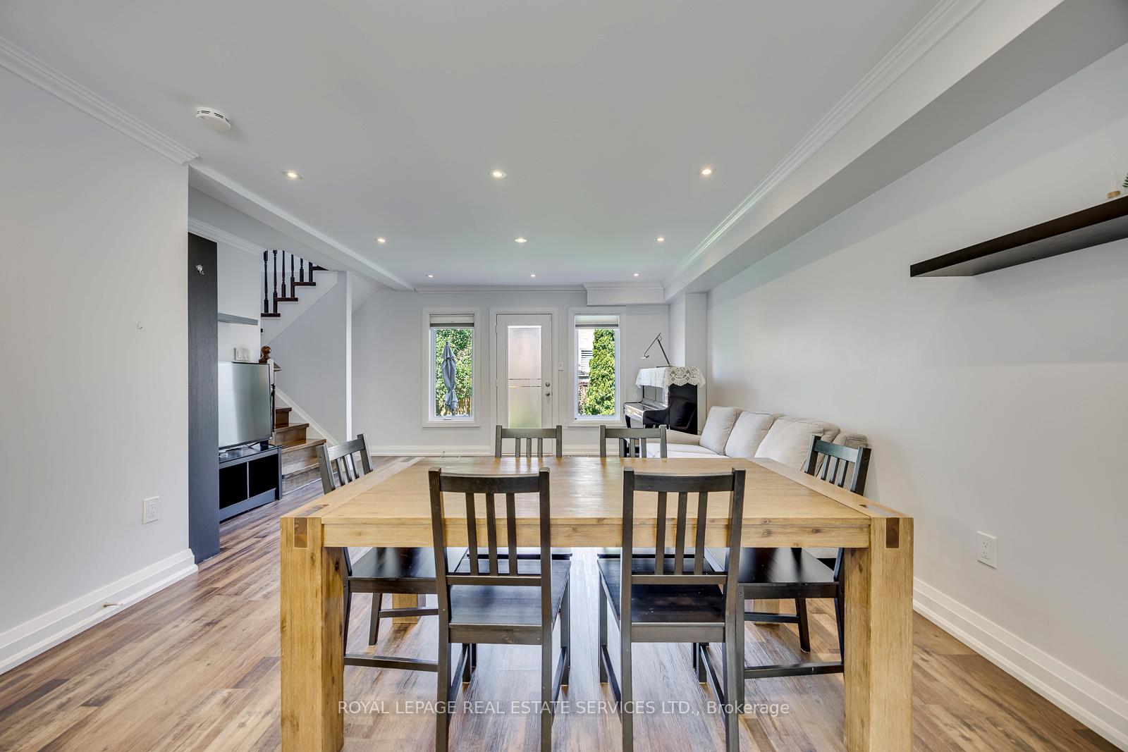 Photo 15 of Unit 15, 2189 Postmaster Drive, Oakville, Westmount — HOMEH
