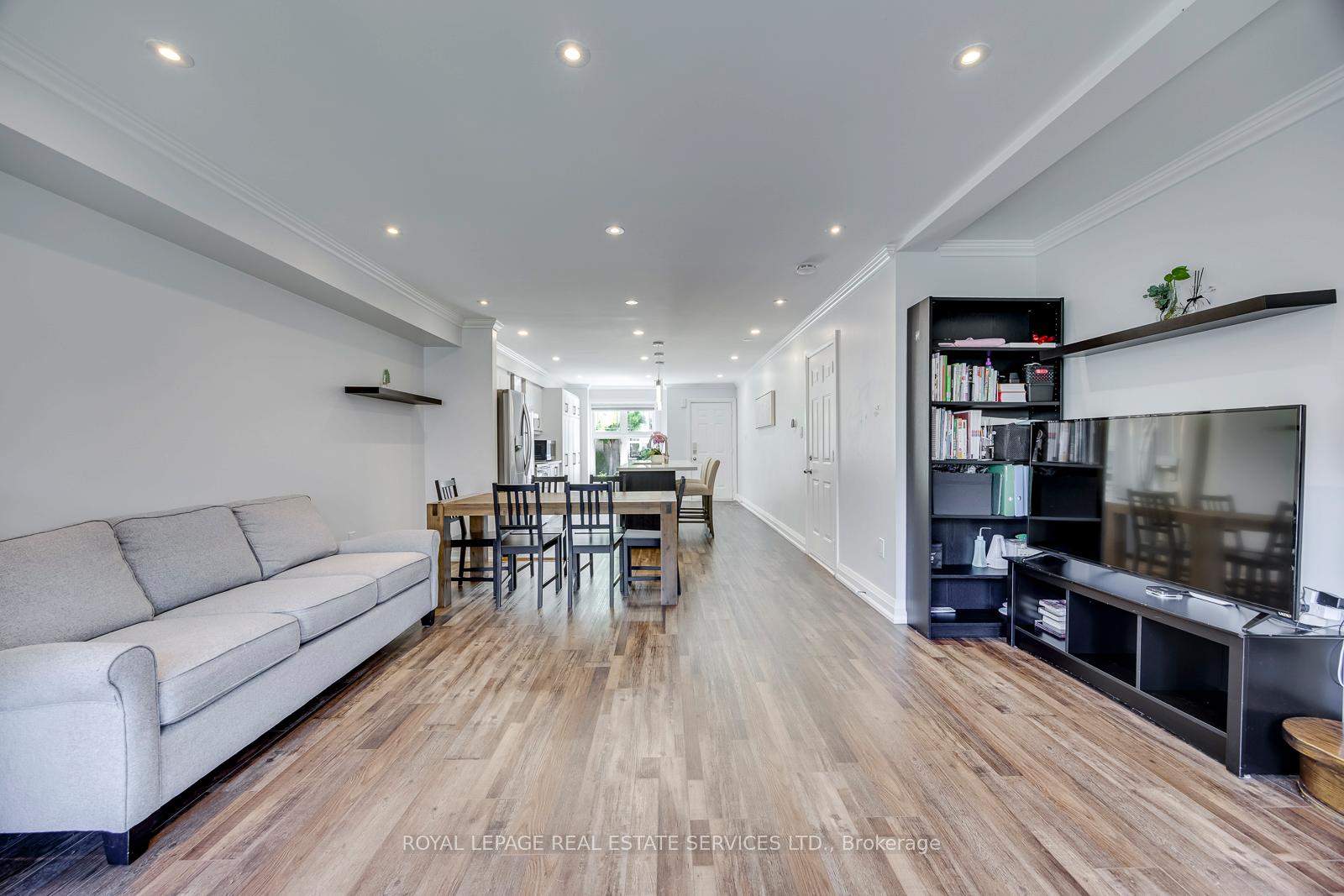 Photo 22 of Unit 15, 2189 Postmaster Drive, Oakville, Westmount — HOMEH