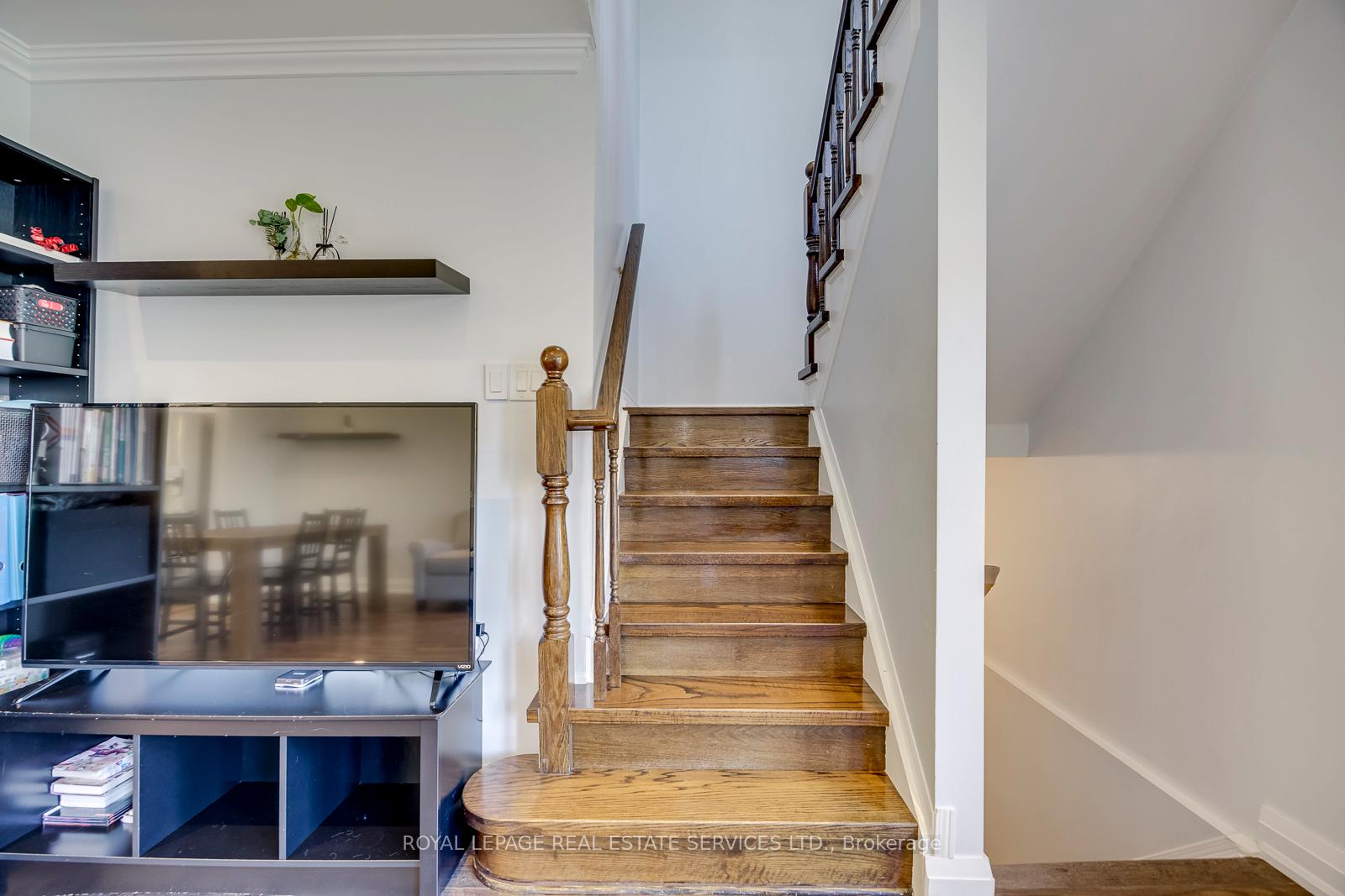 Photo 26 of Unit 15, 2189 Postmaster Drive, Oakville, Westmount — HOMEH
