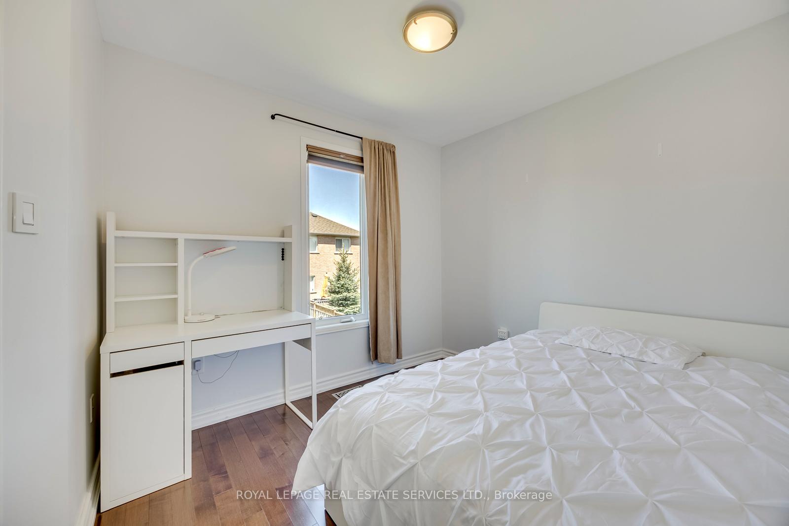 Photo 36 of Unit 15, 2189 Postmaster Drive, Oakville, Westmount — HOMEH