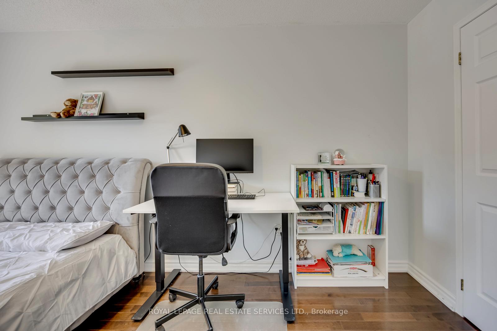 Photo 39 of Unit 15, 2189 Postmaster Drive, Oakville, Westmount — HOMEH
