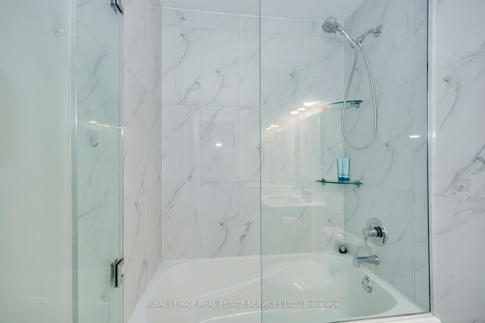 Photo 41 of Unit 15, 2189 Postmaster Drive, Oakville, Westmount — HOMEH