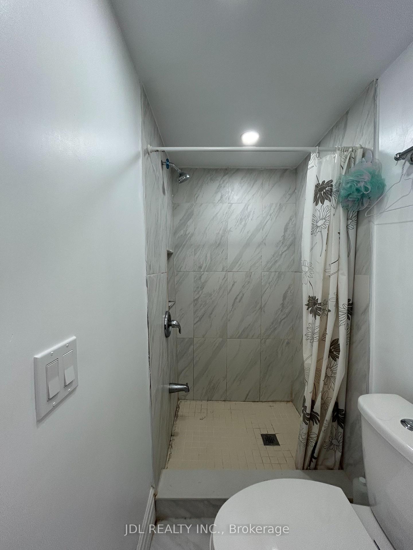 Photo 4 of Unit Suite A , Main Floor, 4 Fitzroy Terr, Toronto, Kensington-Chinatown — HOMEH