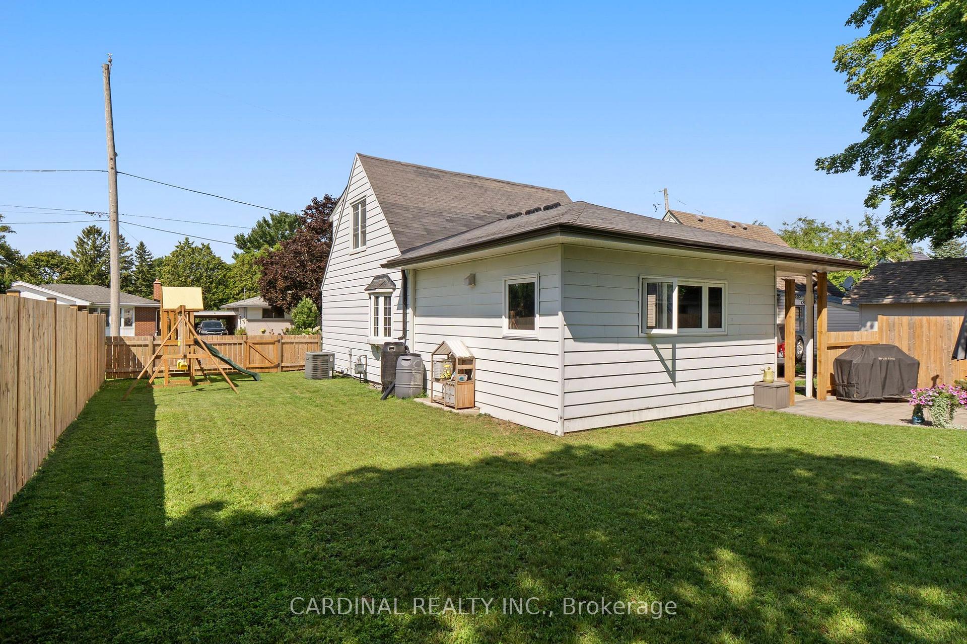 Photo 19 of 25 Trefusis Street, Port Hope — HOMEH