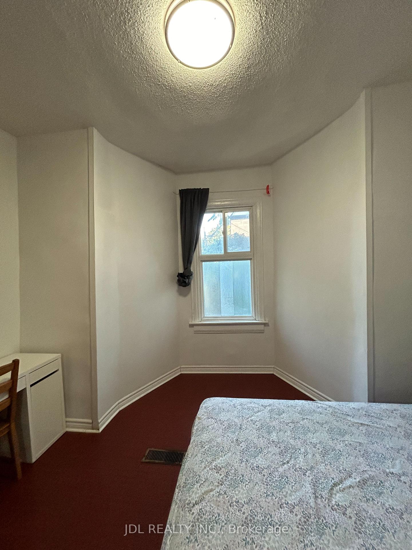 Photo 2 of Unit Suite AA, Main Floor, 4 Fitzroy Terr, Toronto, Kensington-Chinatown — HOMEH