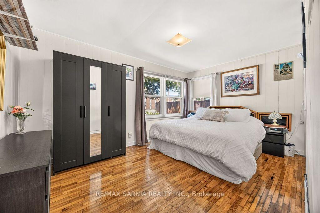 Photo 18 of 298 Lorne Avenue, Chatham-Kent, Wallaceburg — HOMEH