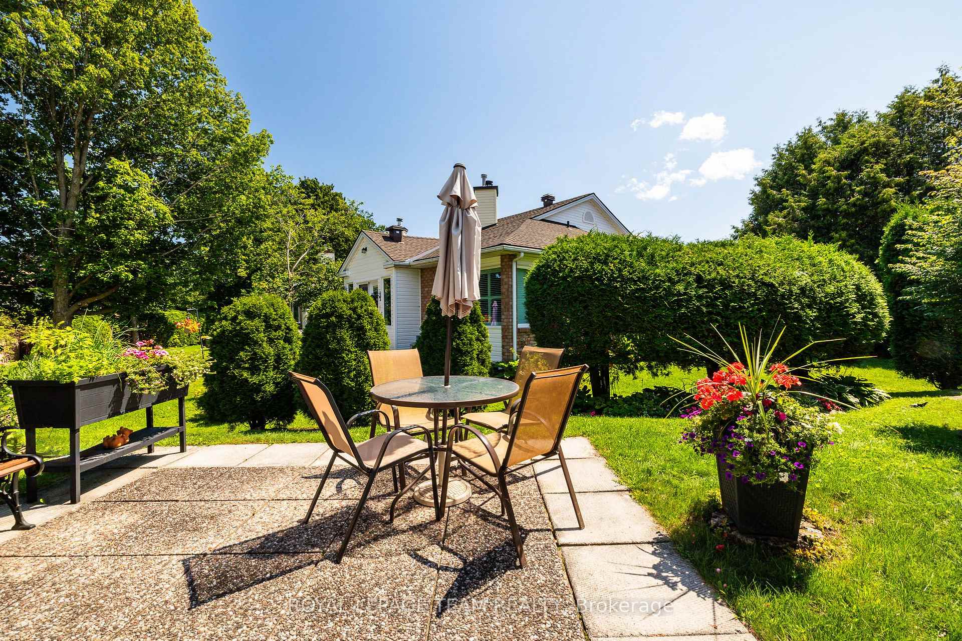 Photo 41 of 19 Pine Needles Court, Ottawa, Stittsville (Central) — HOMEH