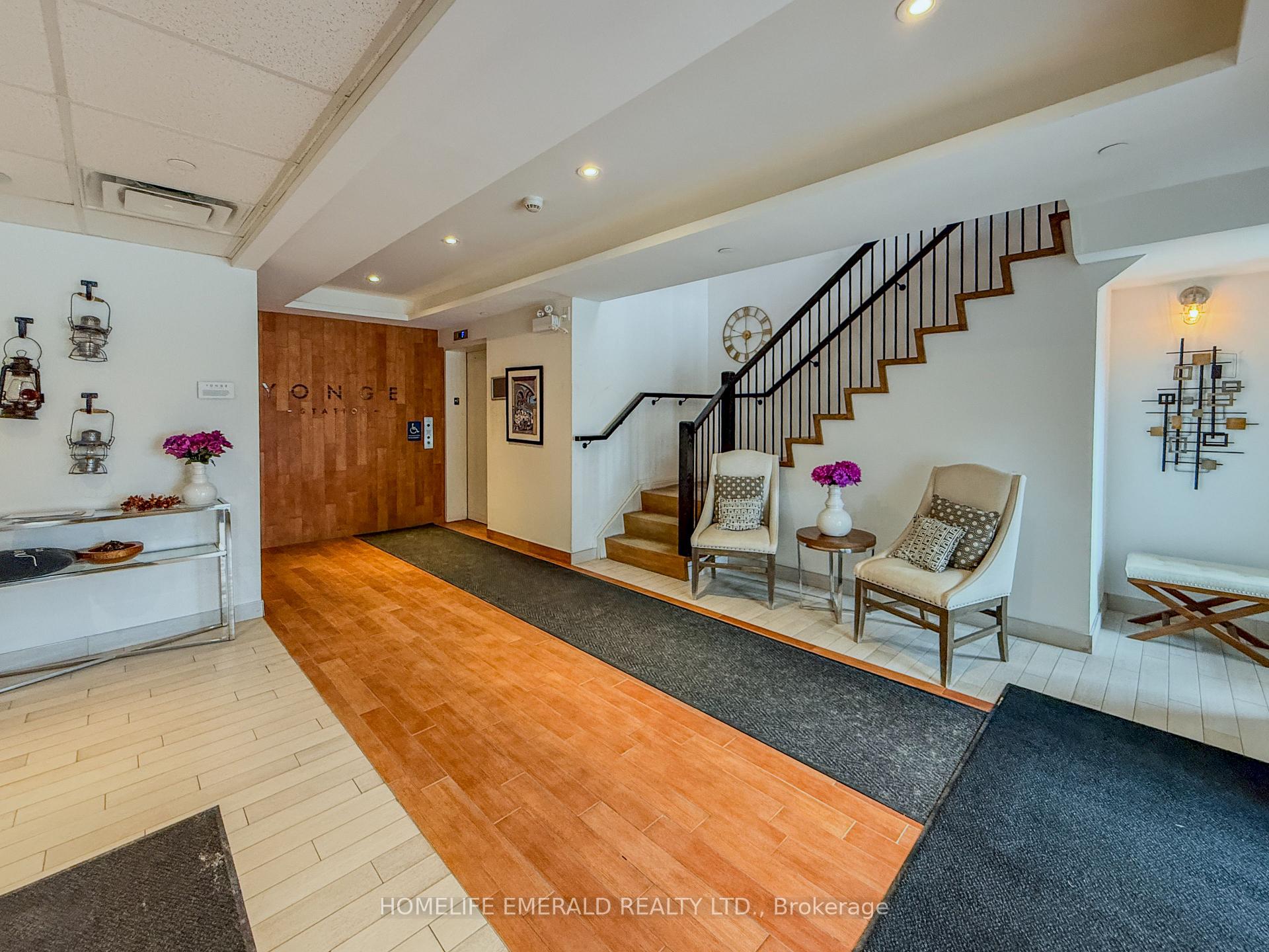 Photo 4 of Unit 413, 100 Dean Avenue, Barrie, Painswick South — HOMEH