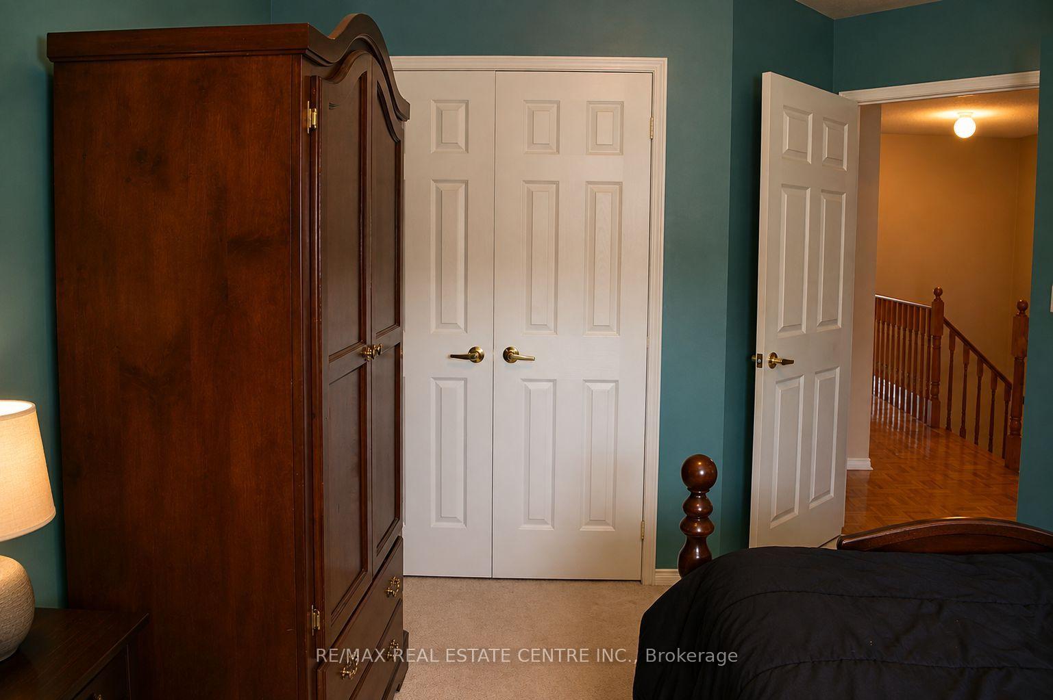 Photo 16 of 92 Blackthorn Drive, Vaughan, Maple — HOMEH