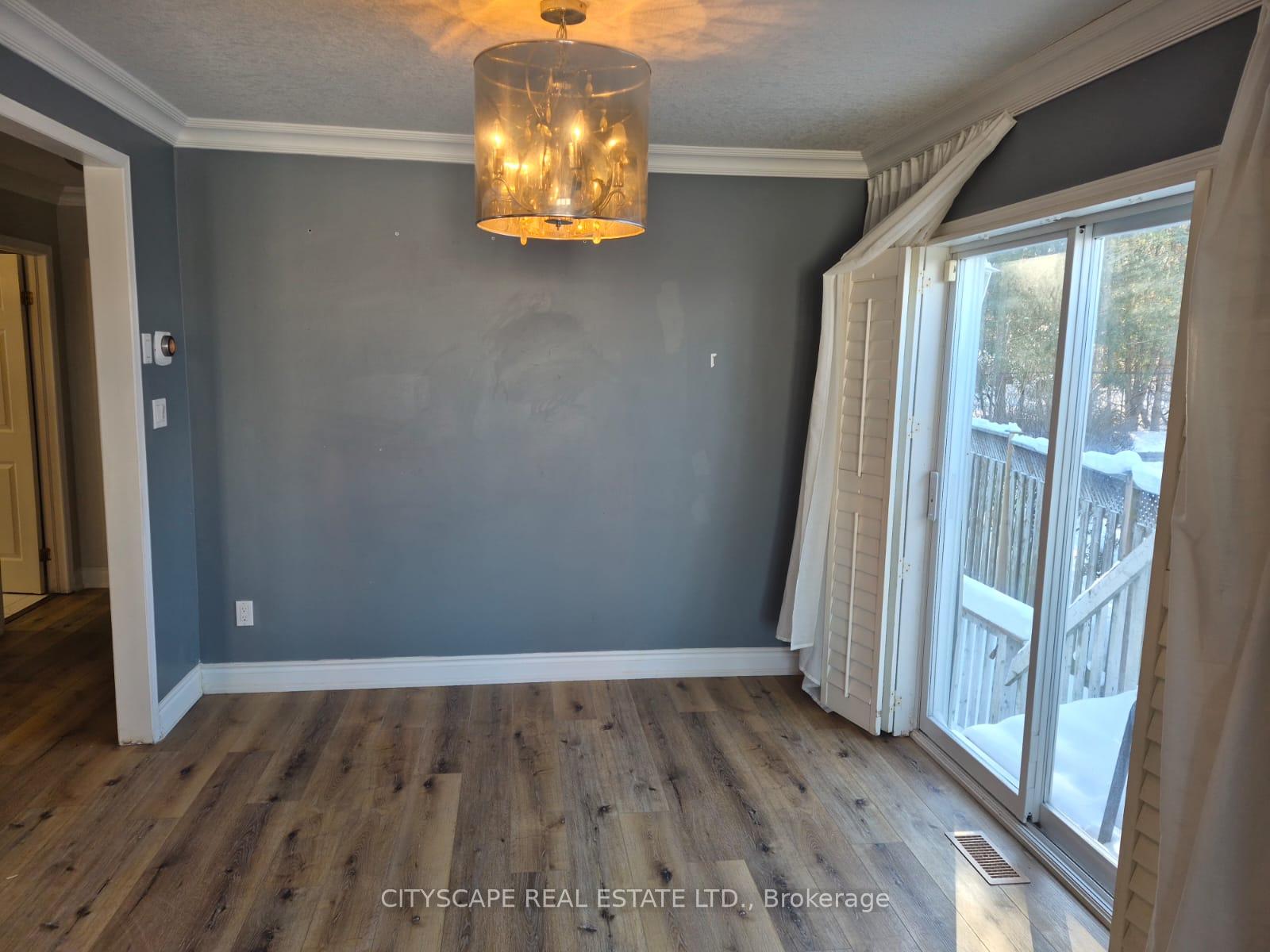 Photo 7 of 60 Castlewood Place, Cambridge, Christopher-Champlain — HOMEH
