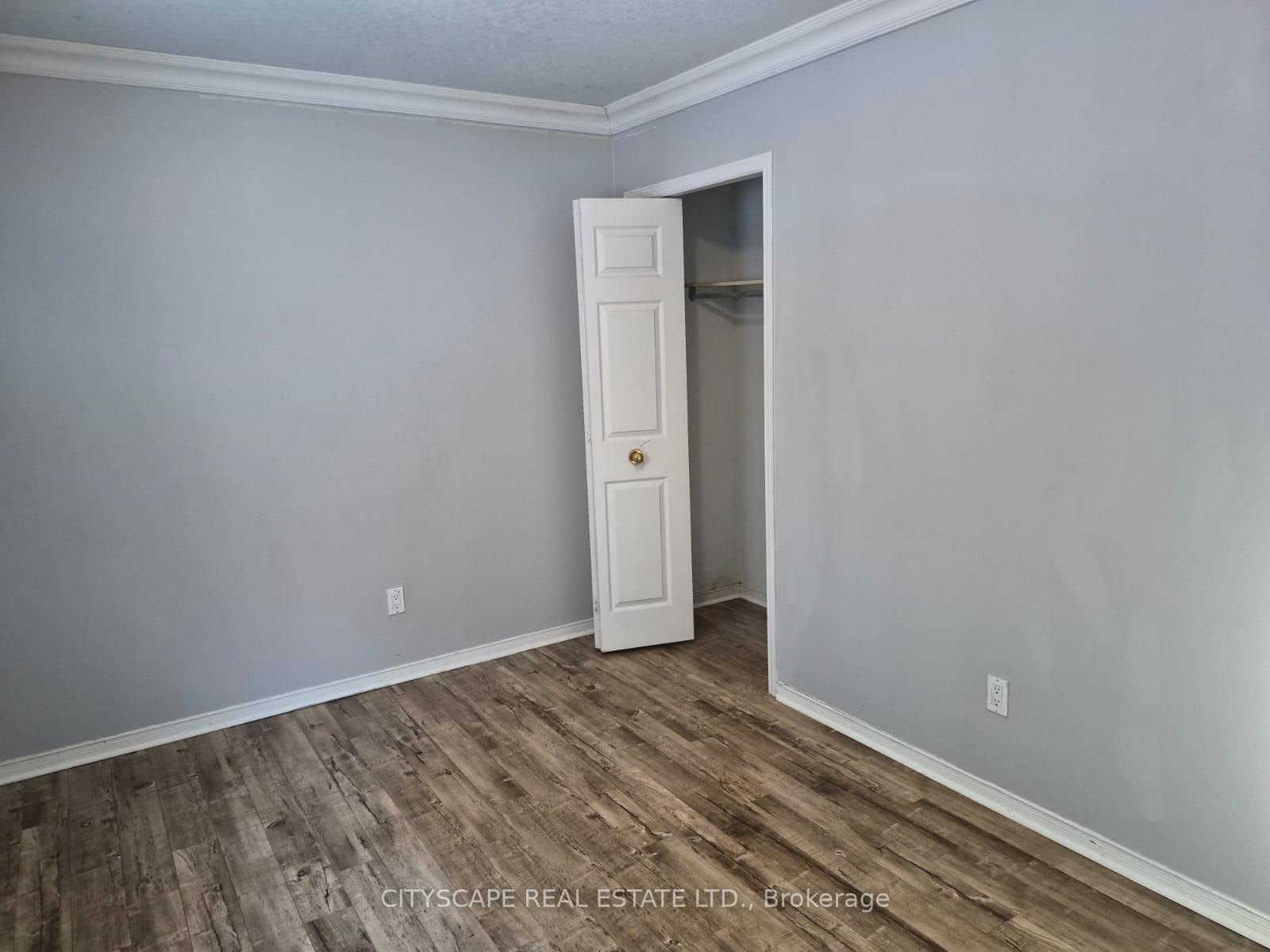Photo 15 of 60 Castlewood Place, Cambridge, Christopher-Champlain — HOMEH