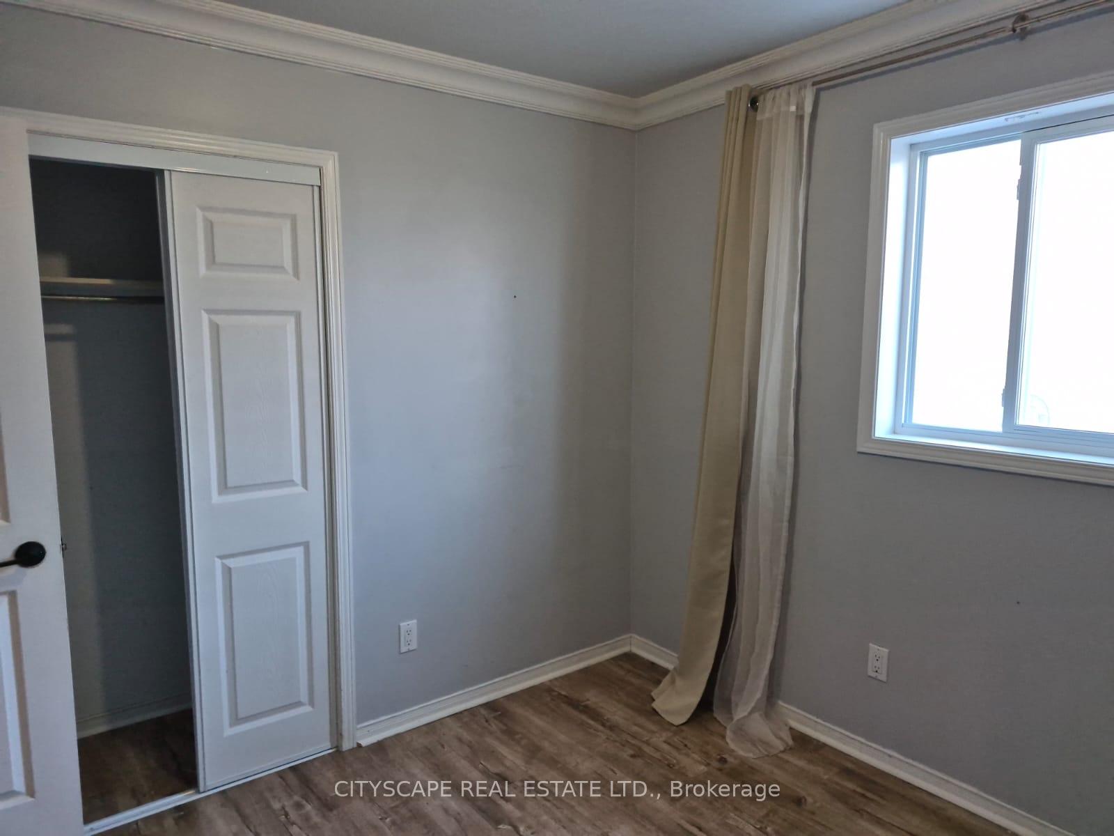 Photo 18 of 60 Castlewood Place, Cambridge, Christopher-Champlain — HOMEH