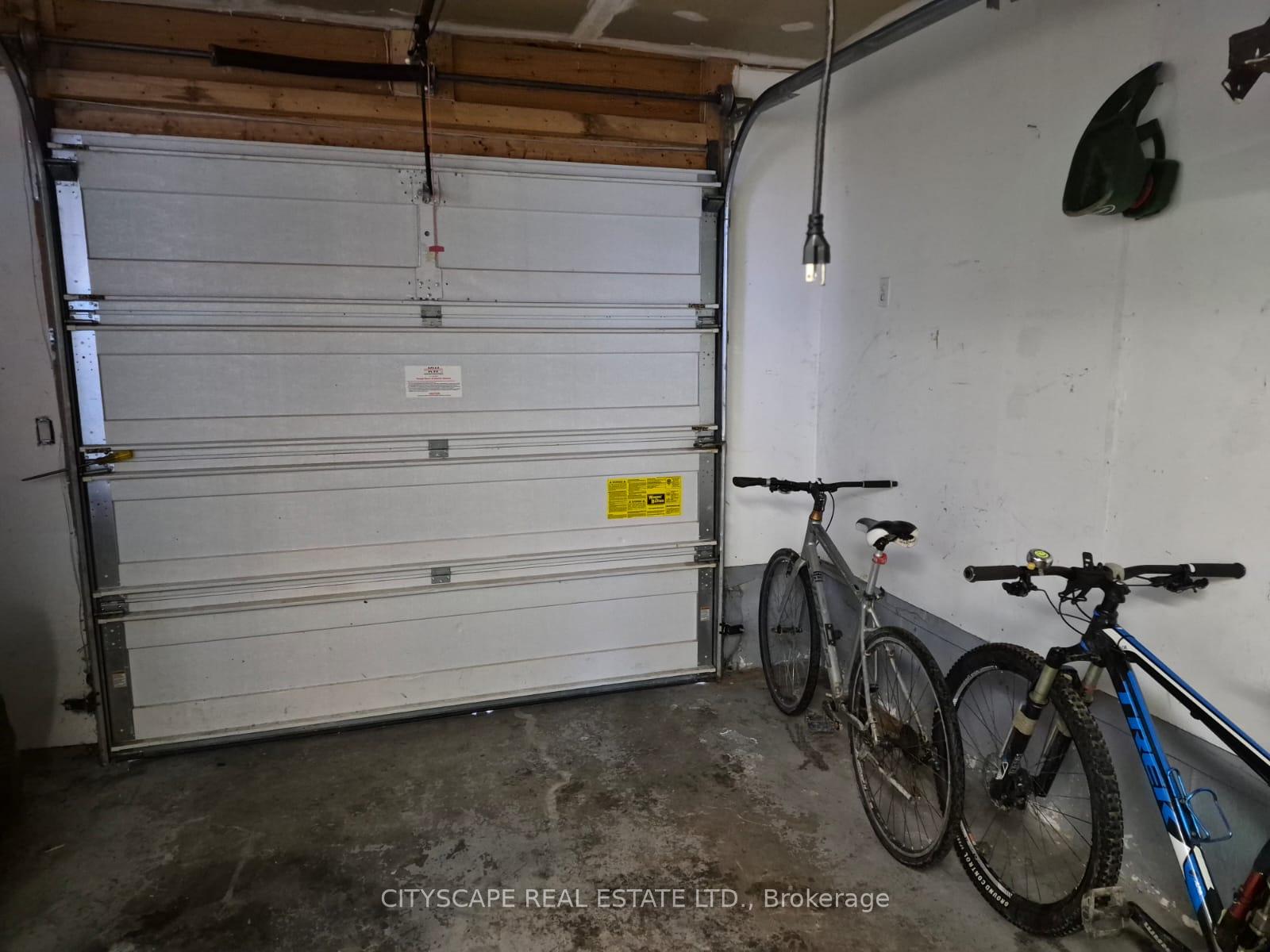 Photo 25 of 60 Castlewood Place, Cambridge, Christopher-Champlain — HOMEH